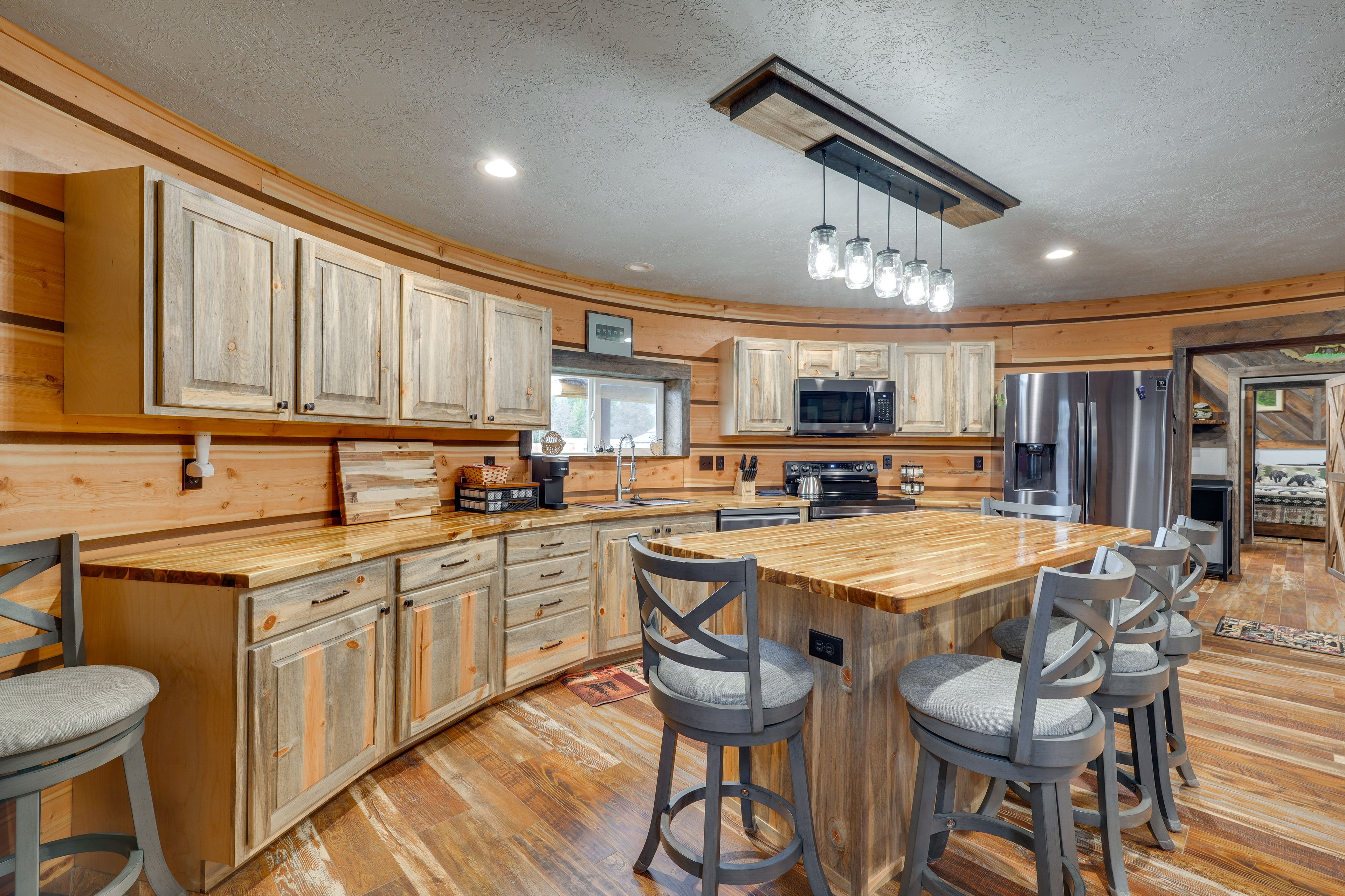 Dining Island | 1st Floor | Dishware/Flatware