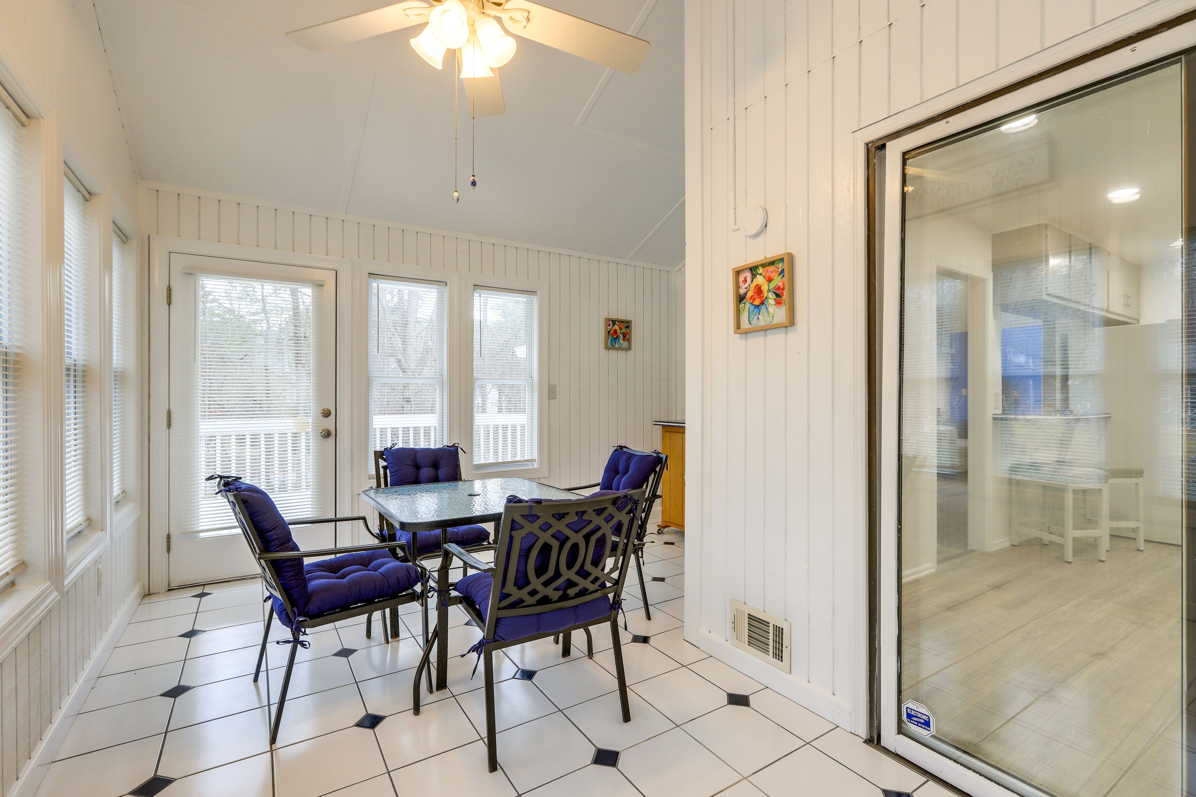 Sunroom | 1st Floor