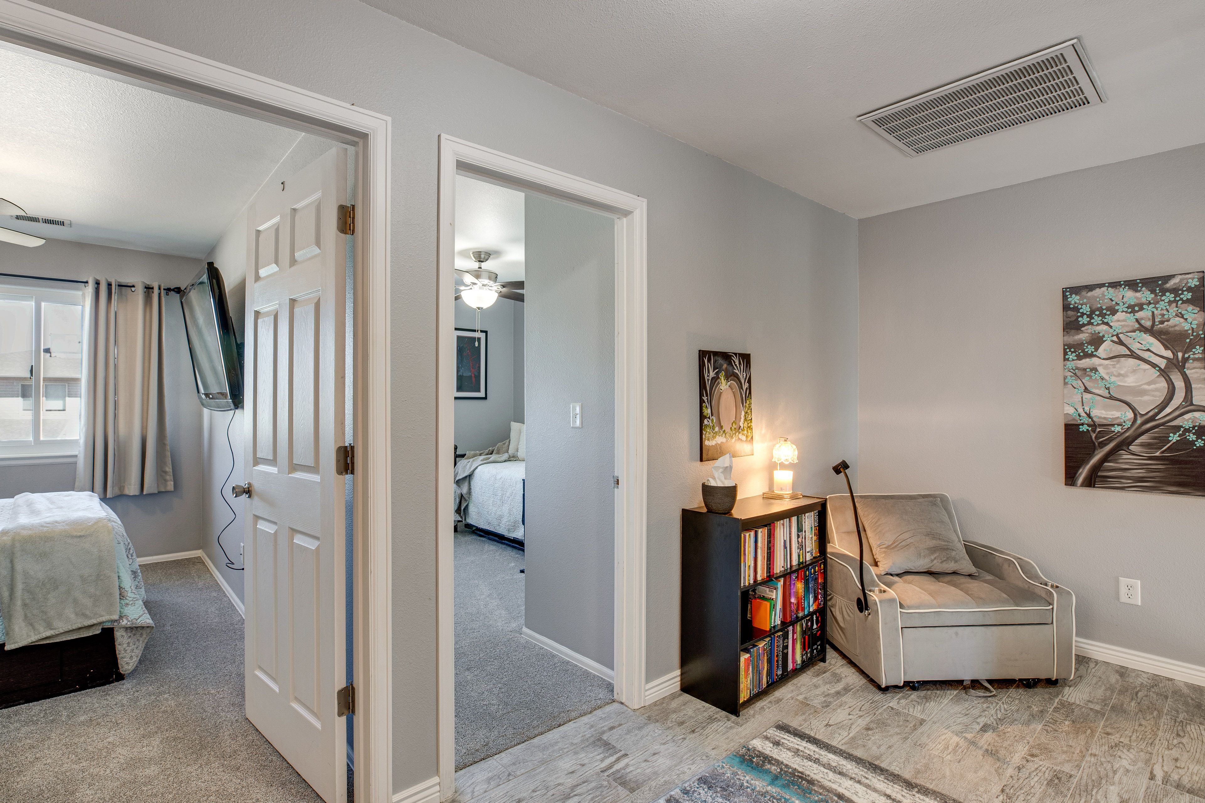 Reading Nook | 2nd Floor