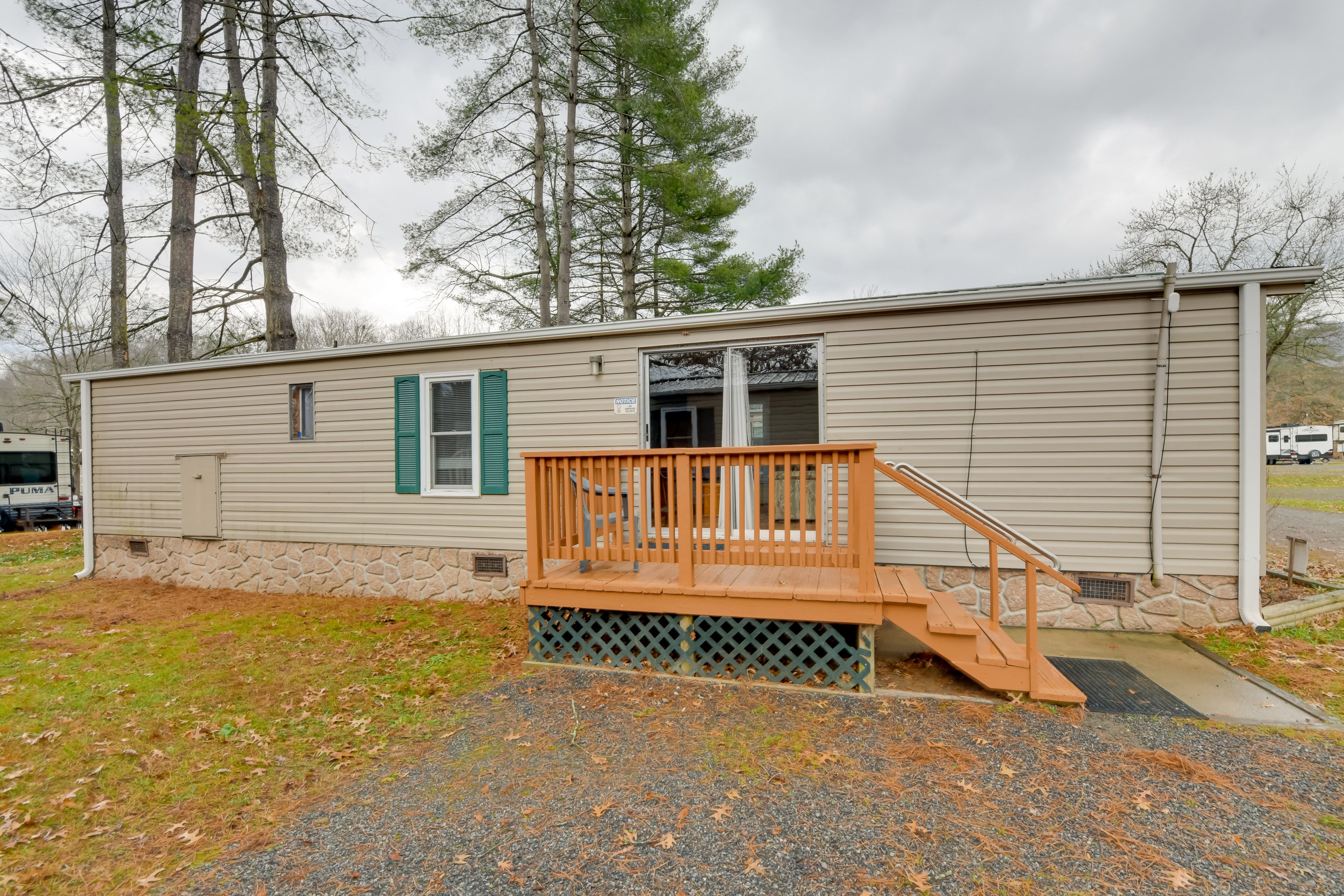 Parking | Carport (1 Vehicle) | Overflow Parking