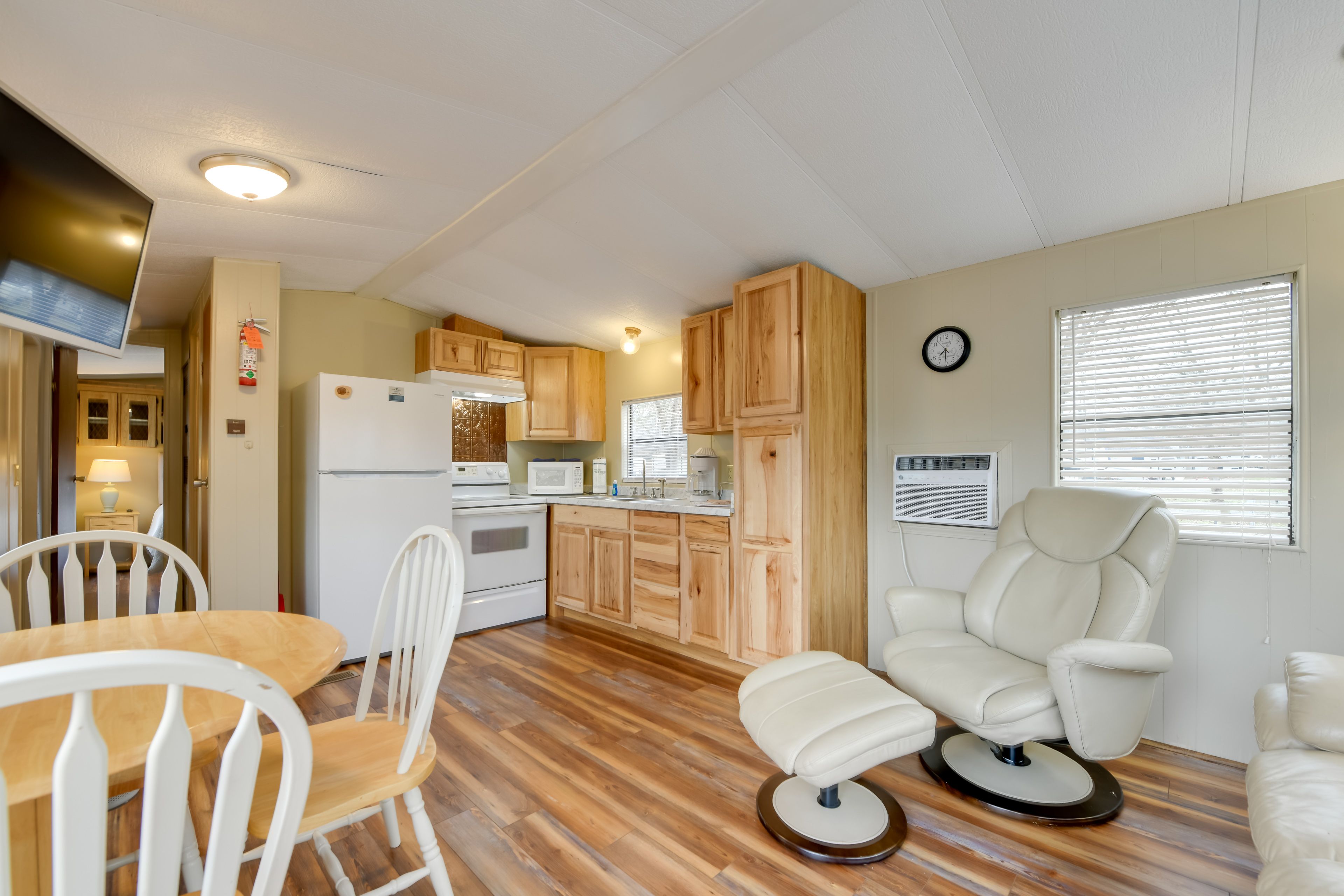 Waynesville Vacation Rental | 1BR | 1BA | Steps Required | 432 Sq Ft