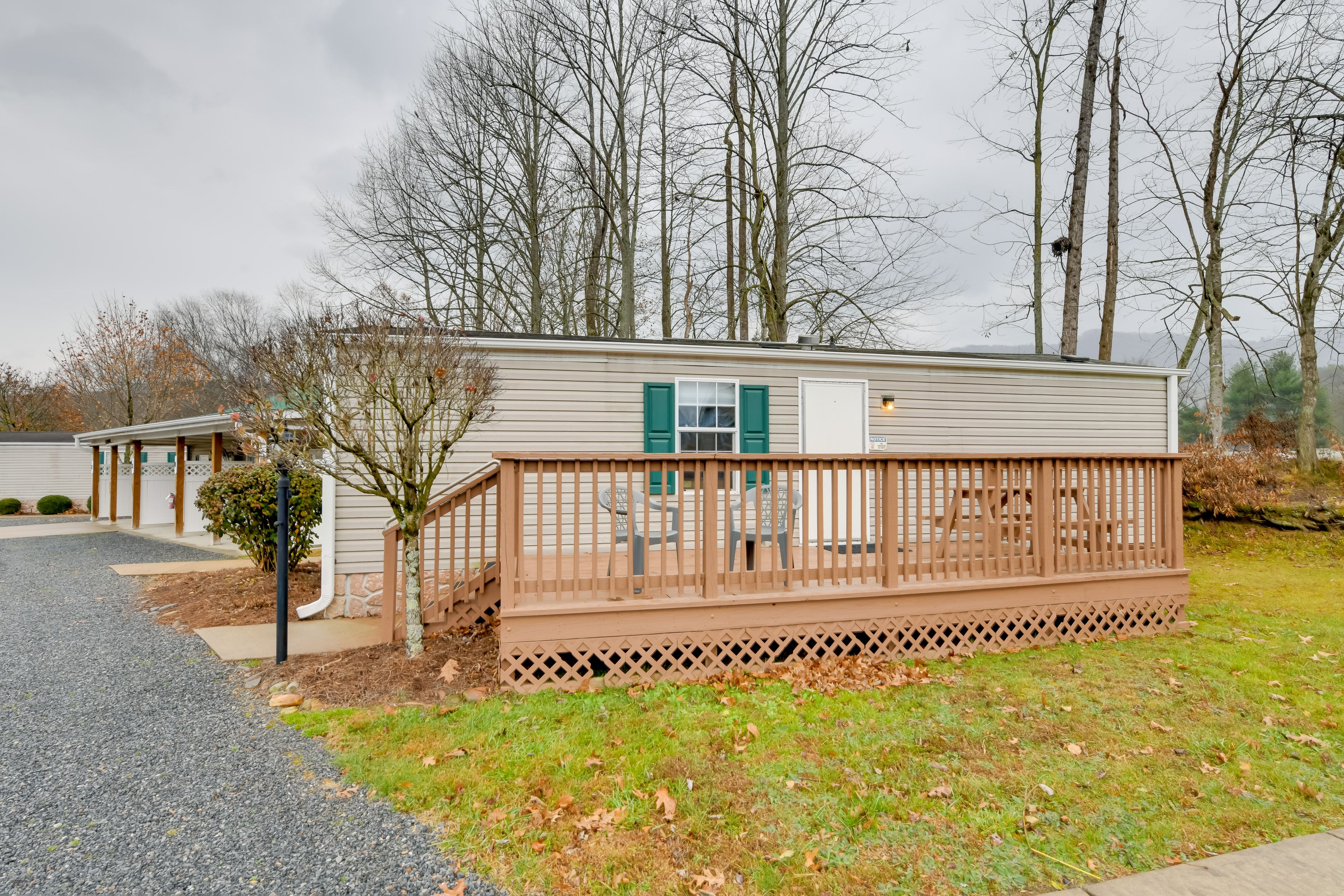 Parking | Carport (1 Vehicle) | Overflow Parking