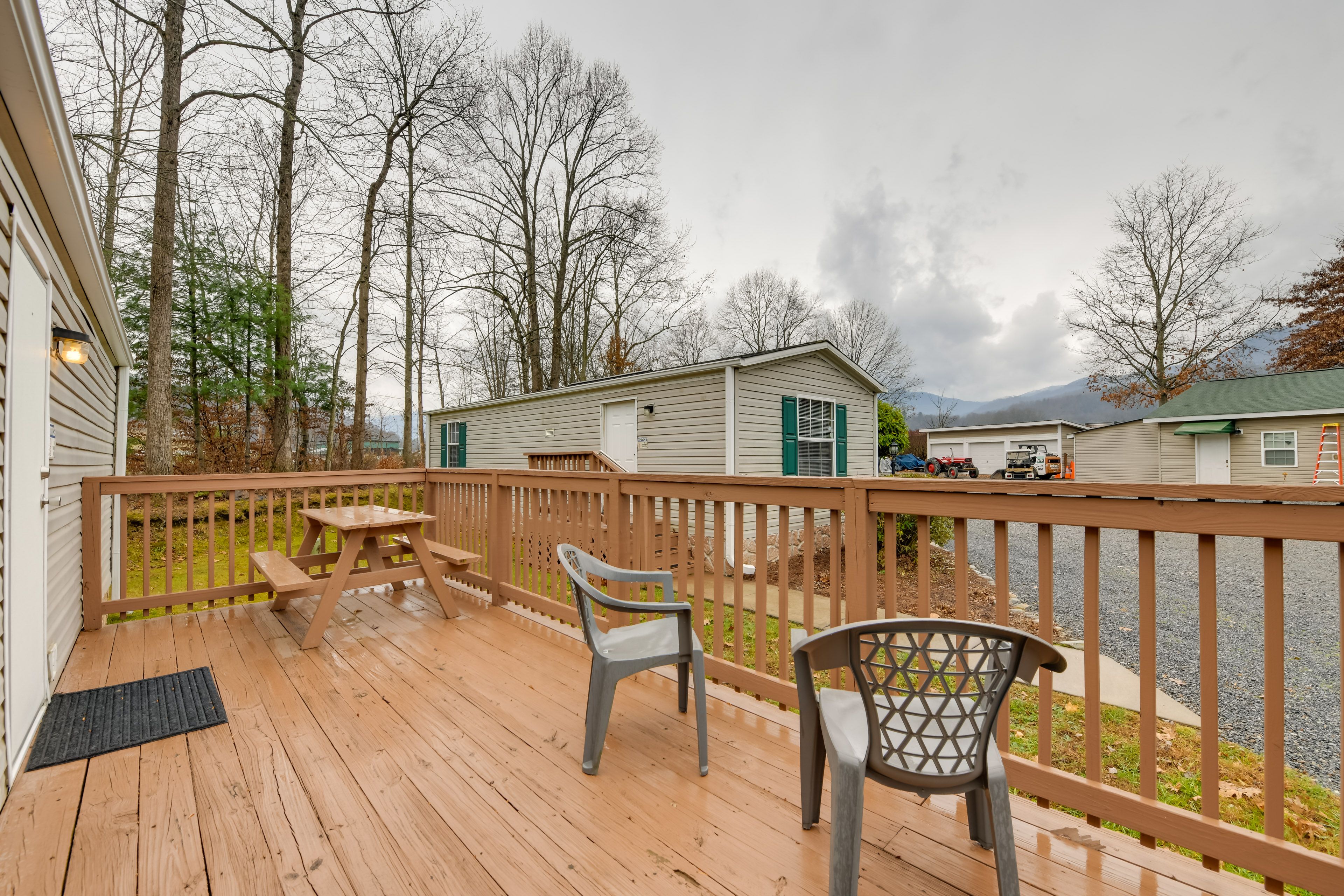Porch | Mountain Views