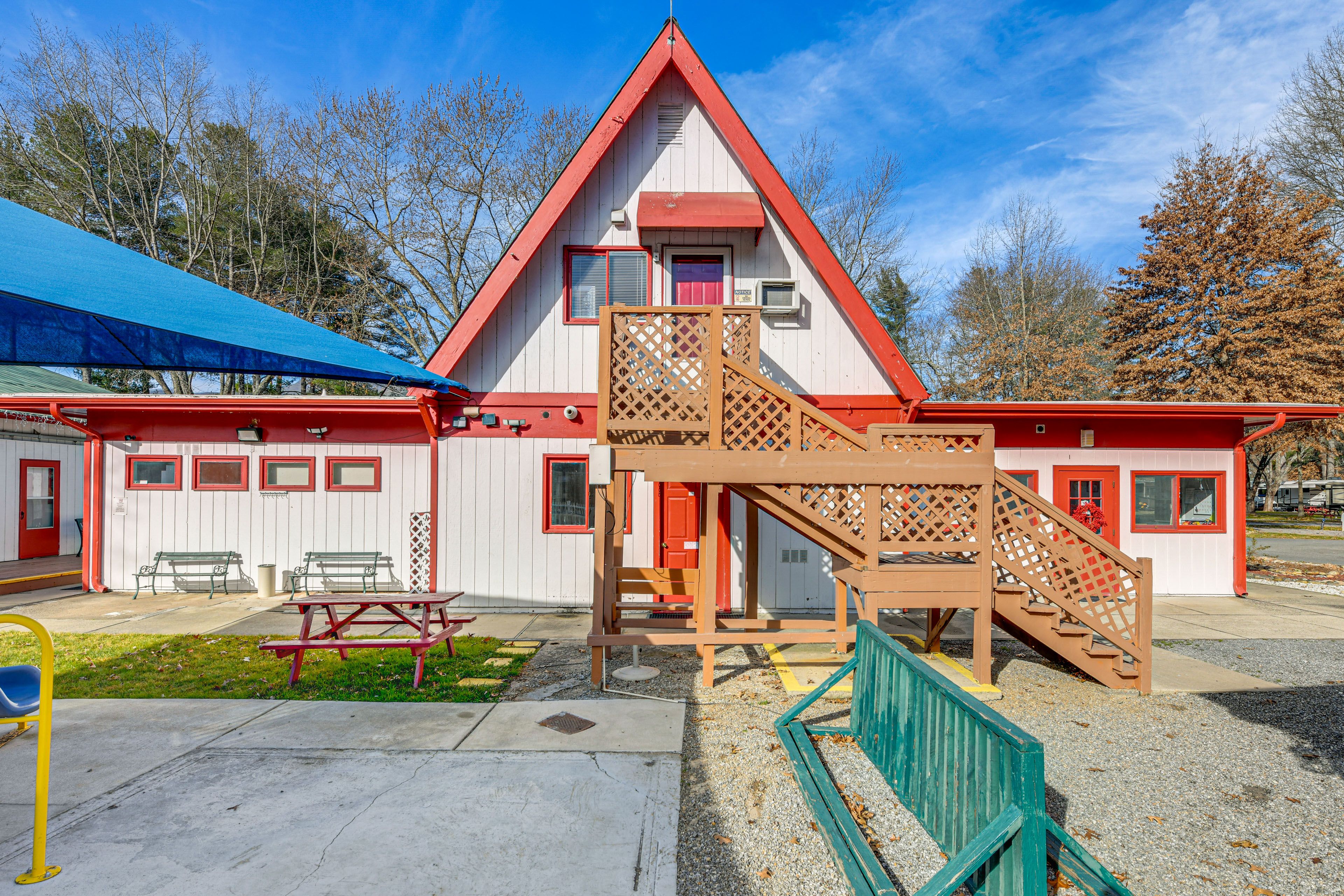 Property Exterior | Covered Parking (1 Vehicle) | Overflow Parking Available