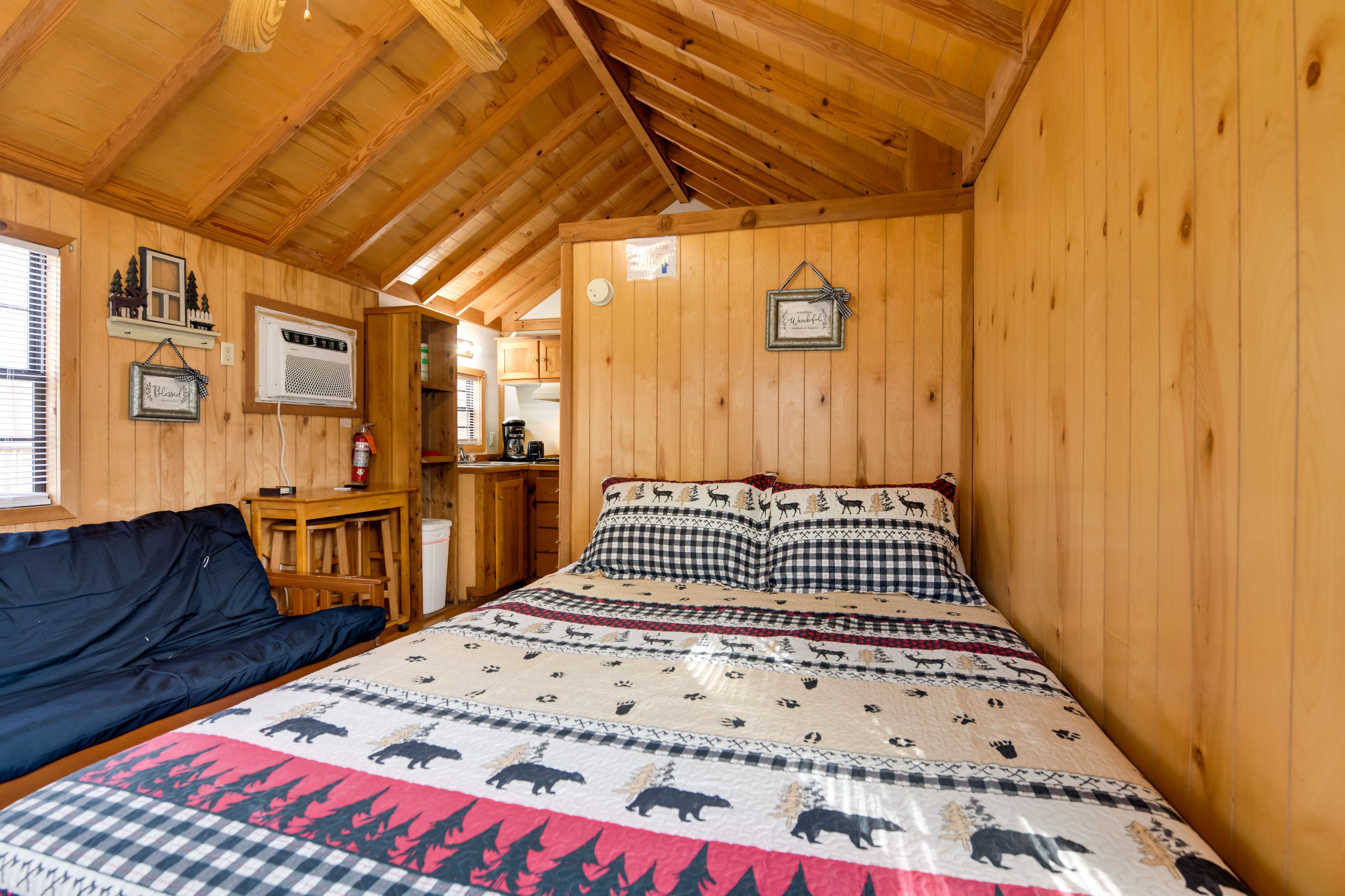 Waynesville Vacation Rental | Studio | 1BA | 3 Steps to Enter | 216 Sq Ft