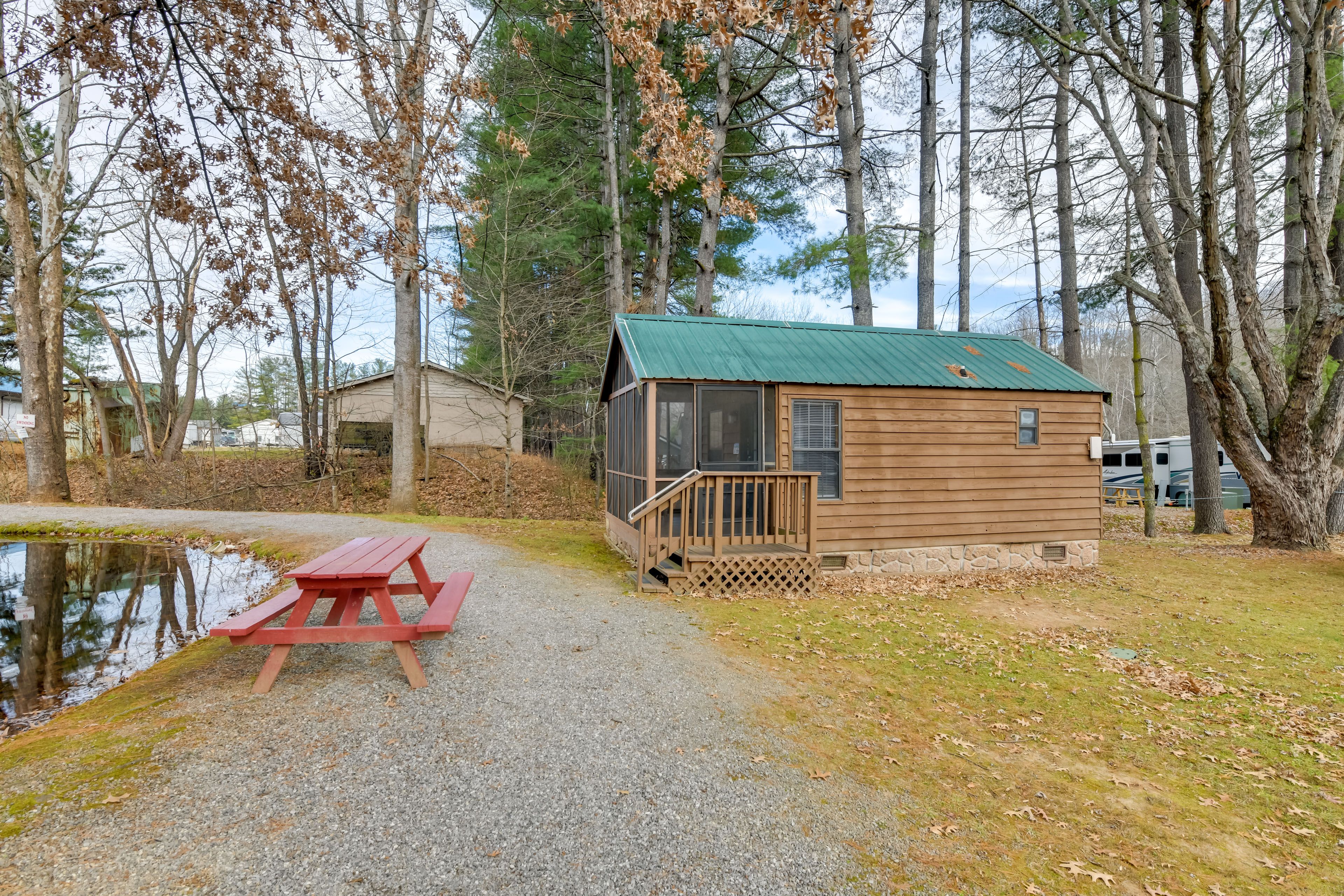 Parking | Driveway (1 Vehicle) | Overflow Lot (Permit Required)