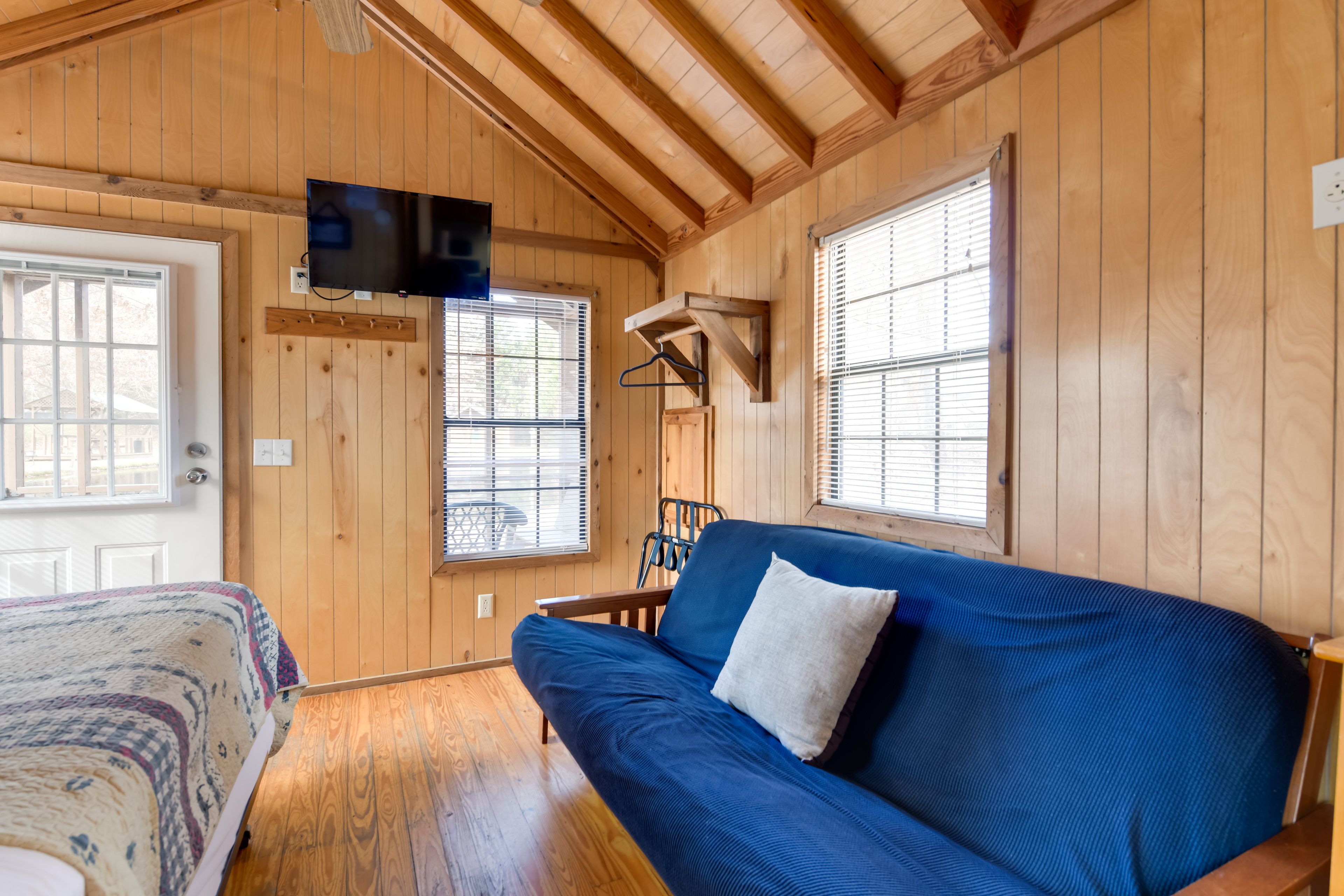 Studio | Sleeping Area | Queen Bed | Full Futon | Linens Provided | Free WiFi