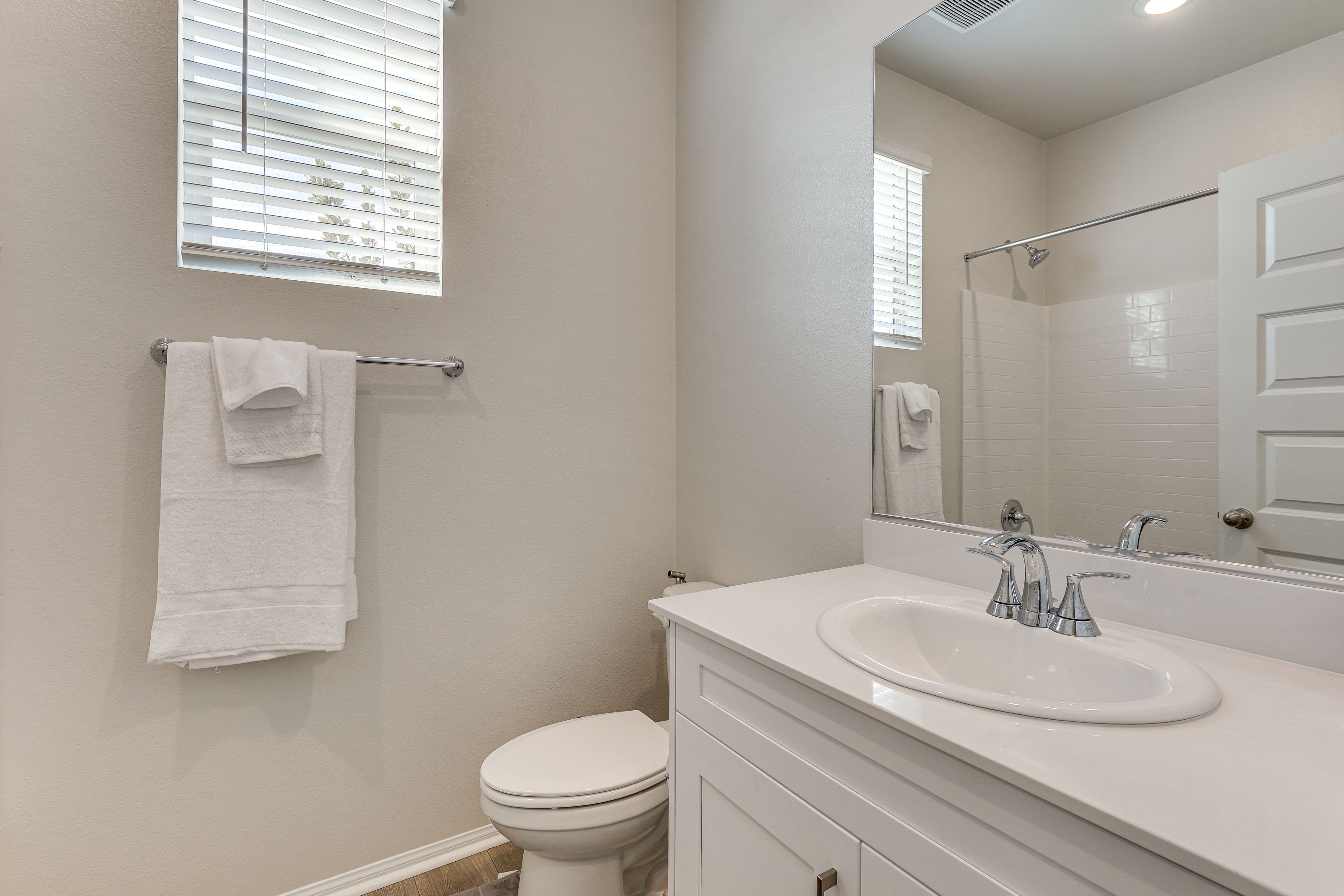 Full Bathroom | 1st Floor