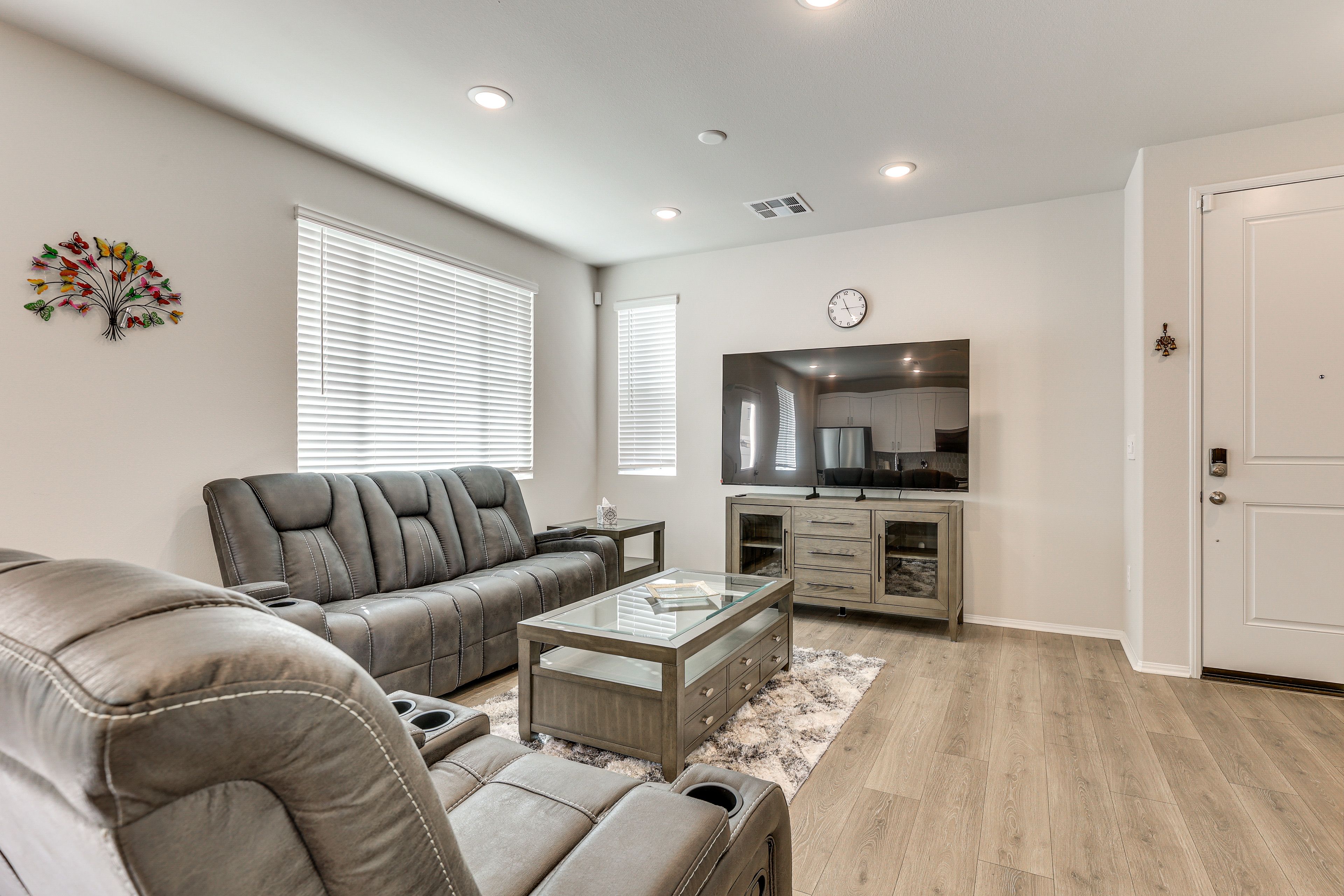 Temecula Vacation Rental | 4BR | 3BA | 1,520 Sq Ft | 3 Steps Required