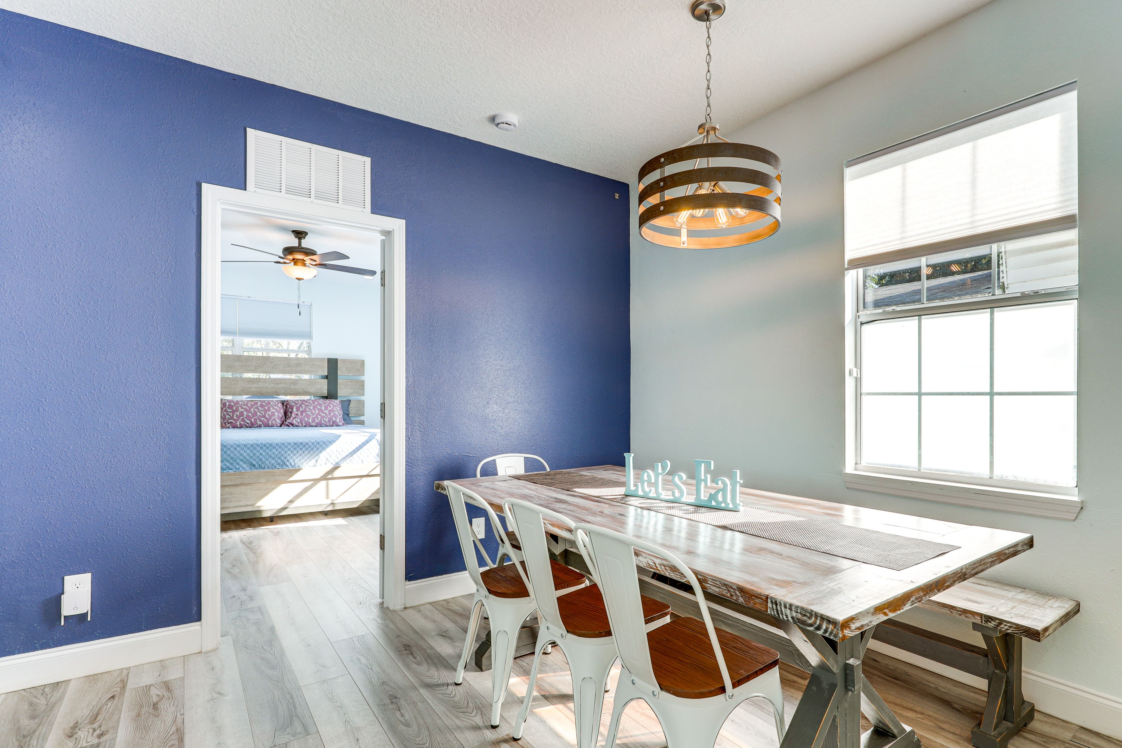 Dining Area | Dishware/Flatware