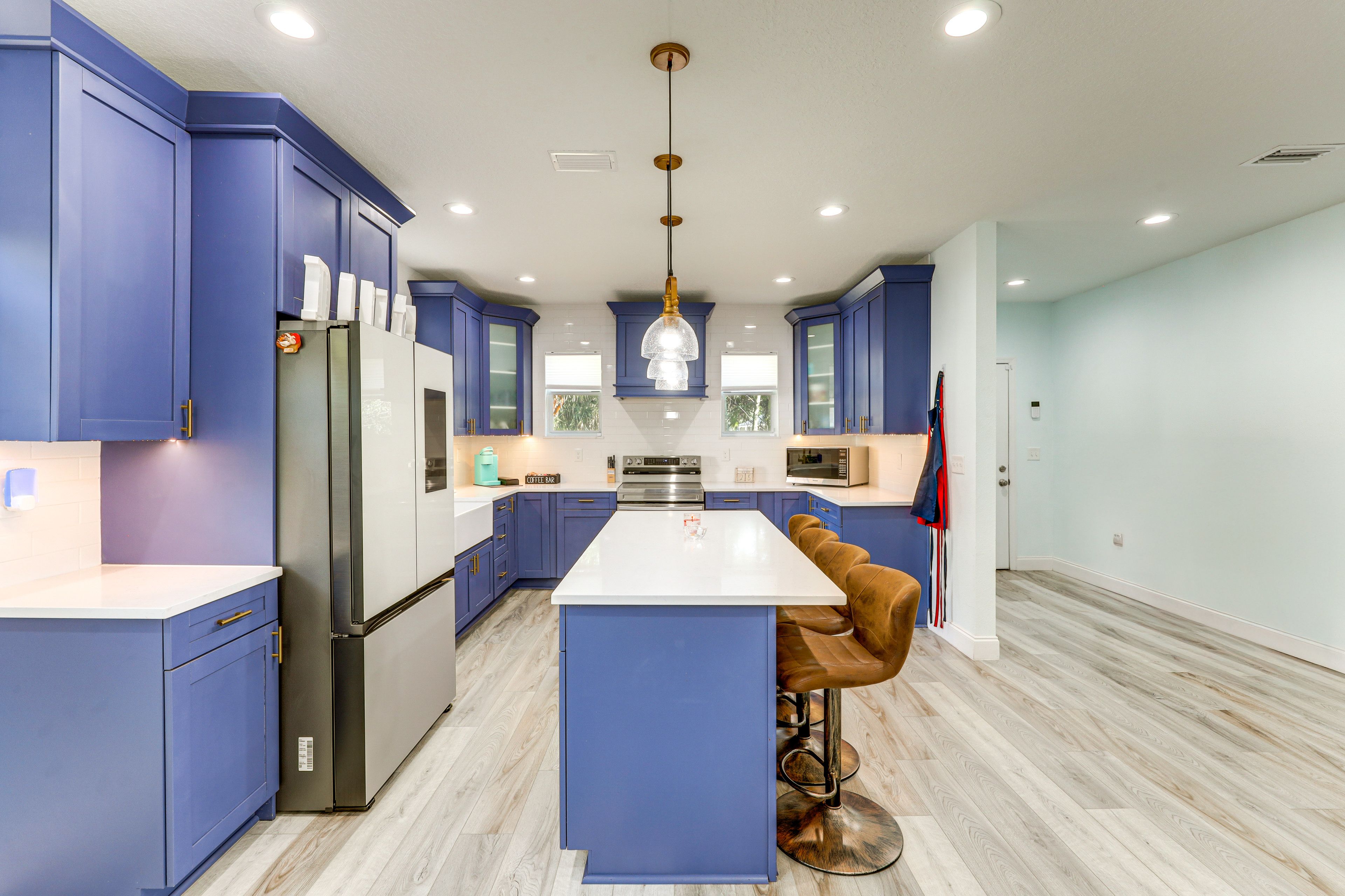 Kitchen | Cooking Basics | Keurig Coffee Maker | Microwave | Ice Maker