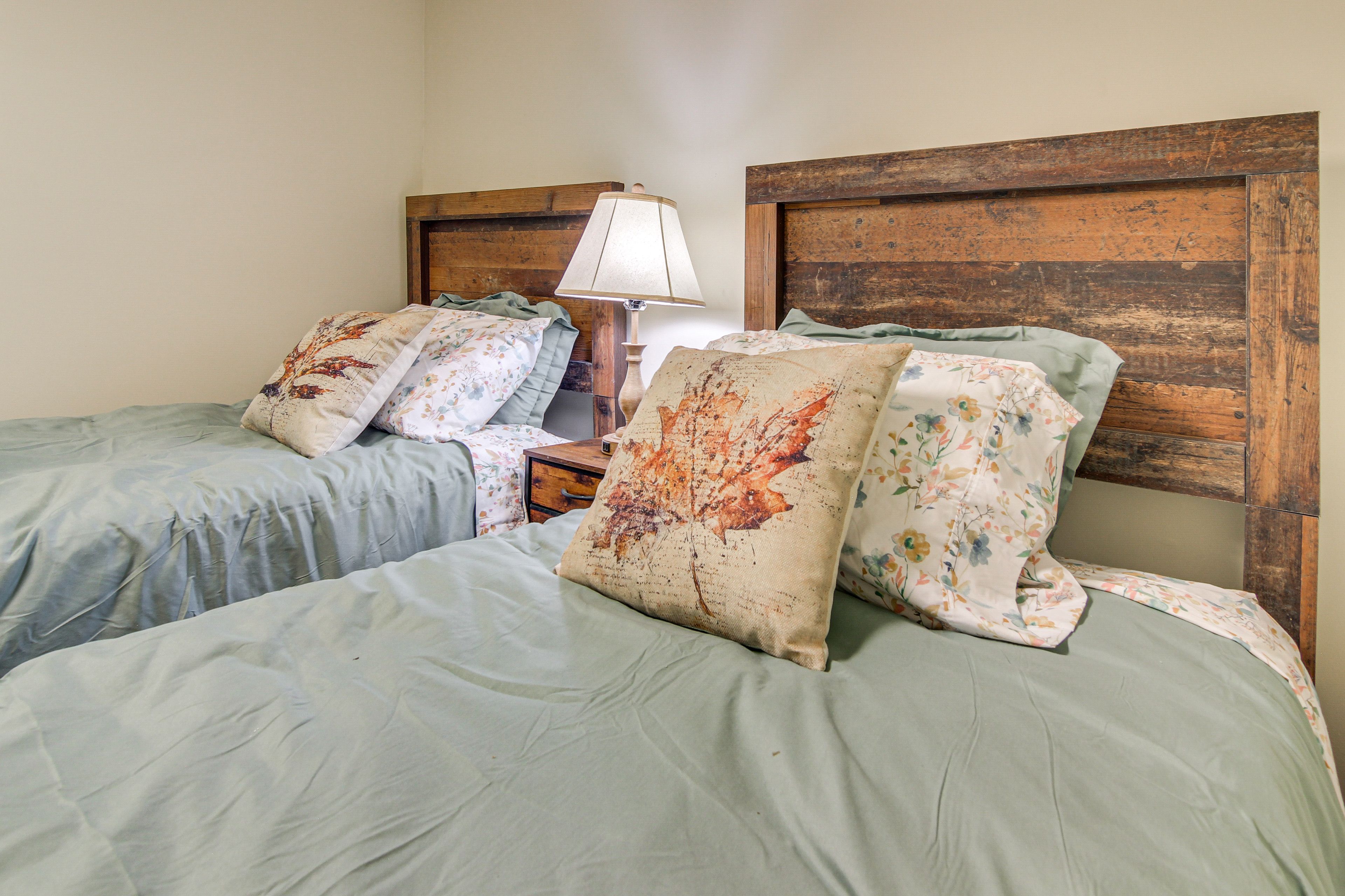 Bedroom 2 | 2 Twin Beds