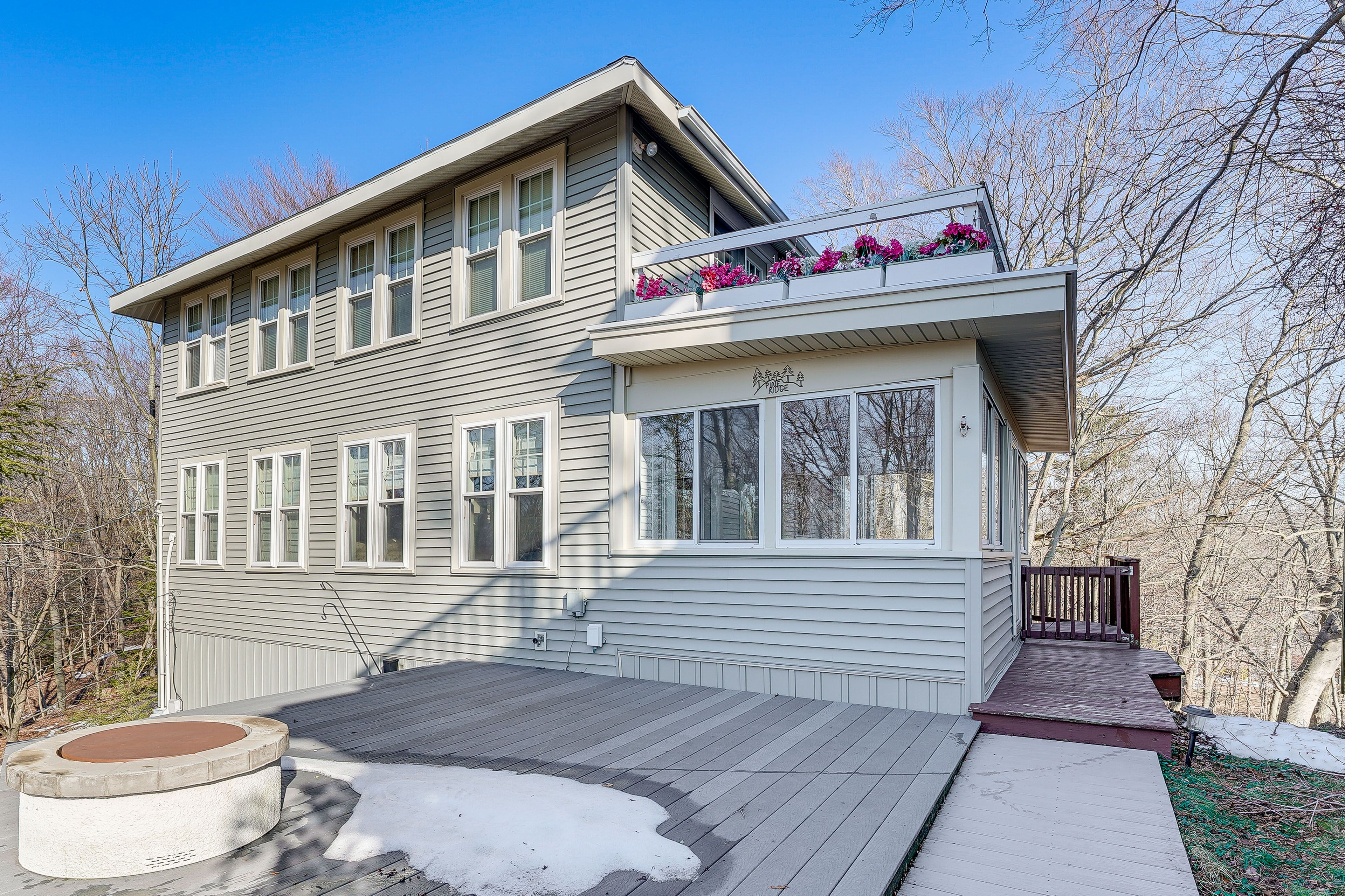 Exterior | Deck | Lake Michigan Views | Multiple Flights of Stairs Required
