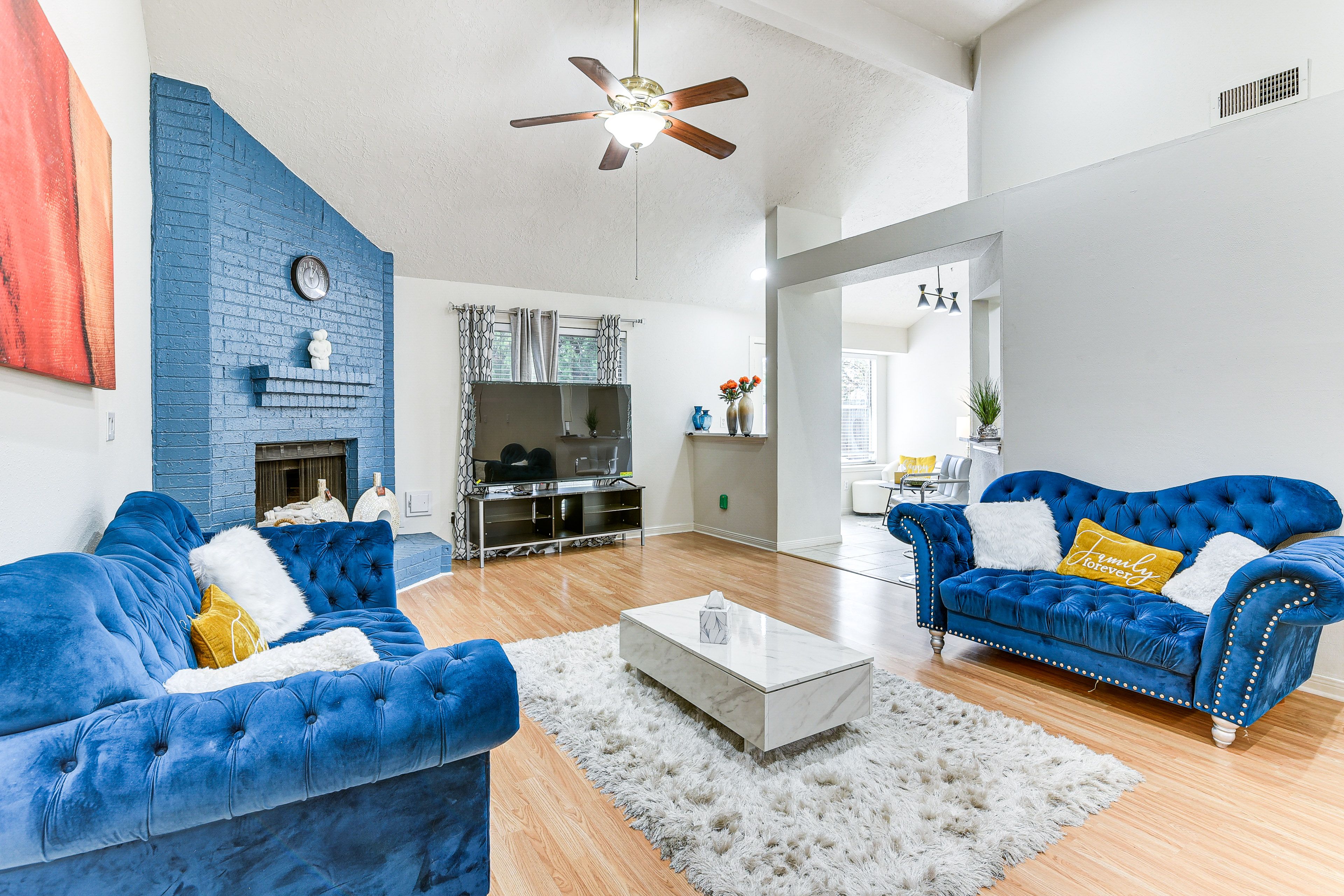 Living Room | Flat-Screen TV | Central Heating & A/C