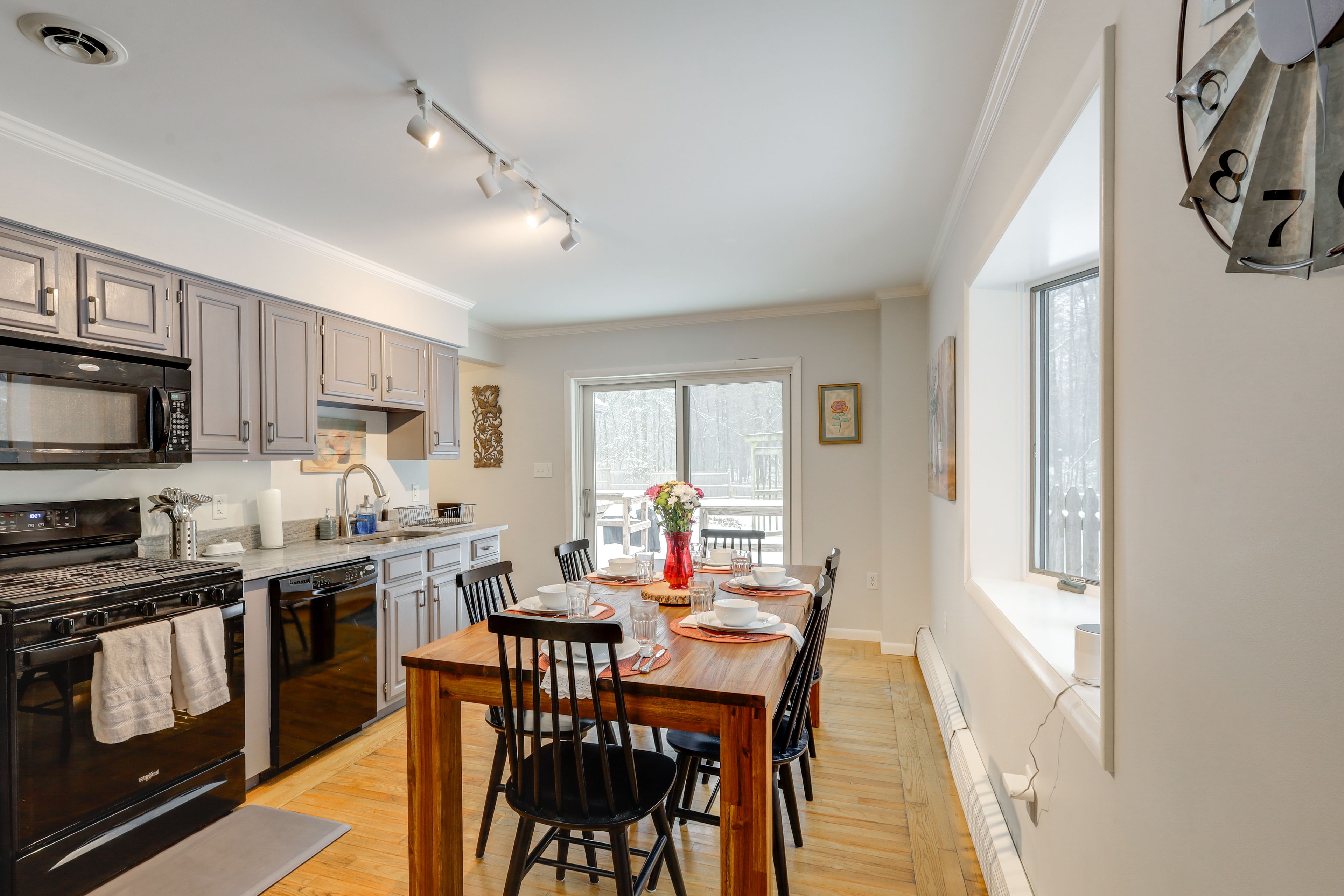 Kitchen | 1st Floor | Dining Table