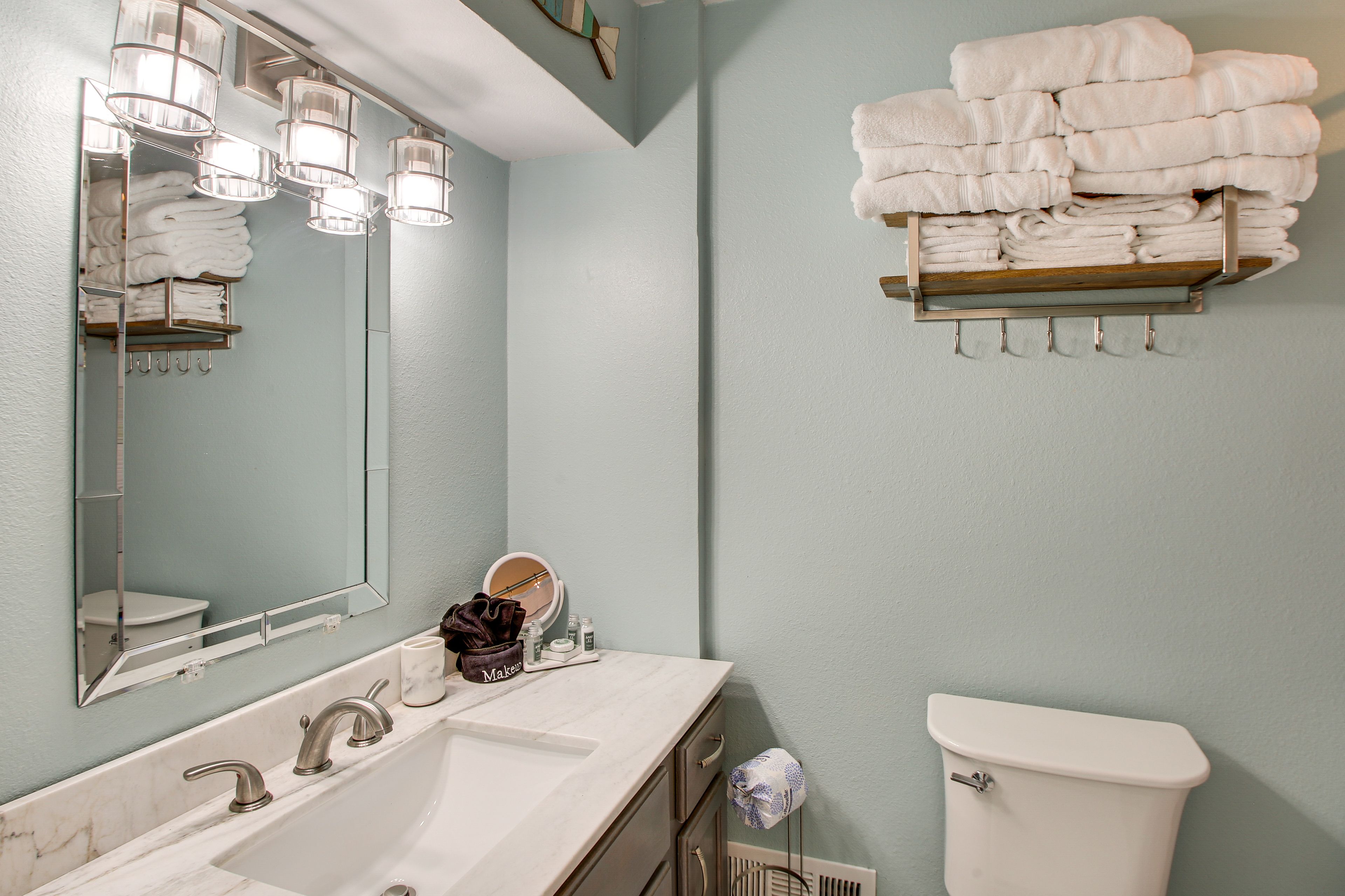 Full Bathroom | Lower Level