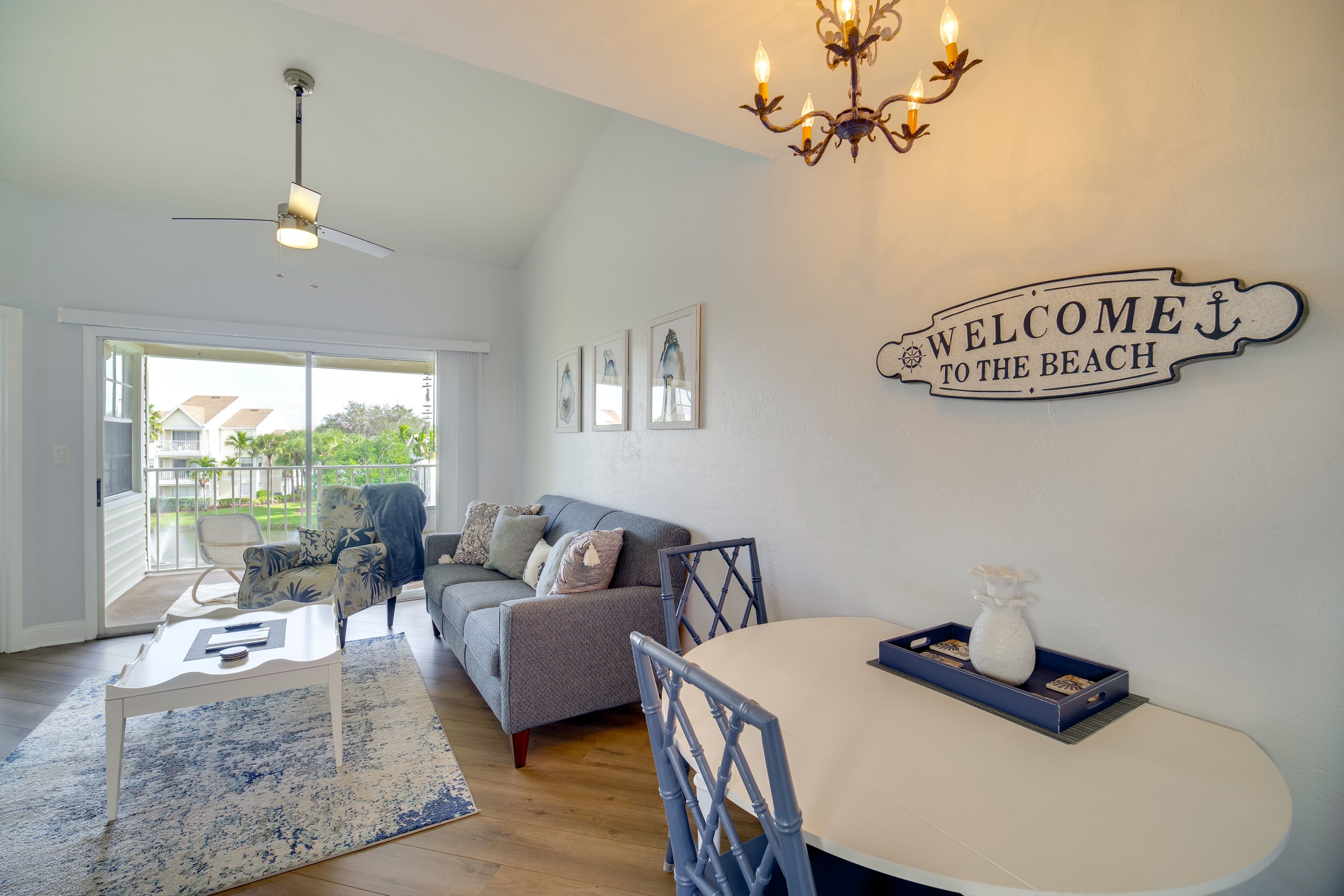 Dining Area | Dishware/Flatware