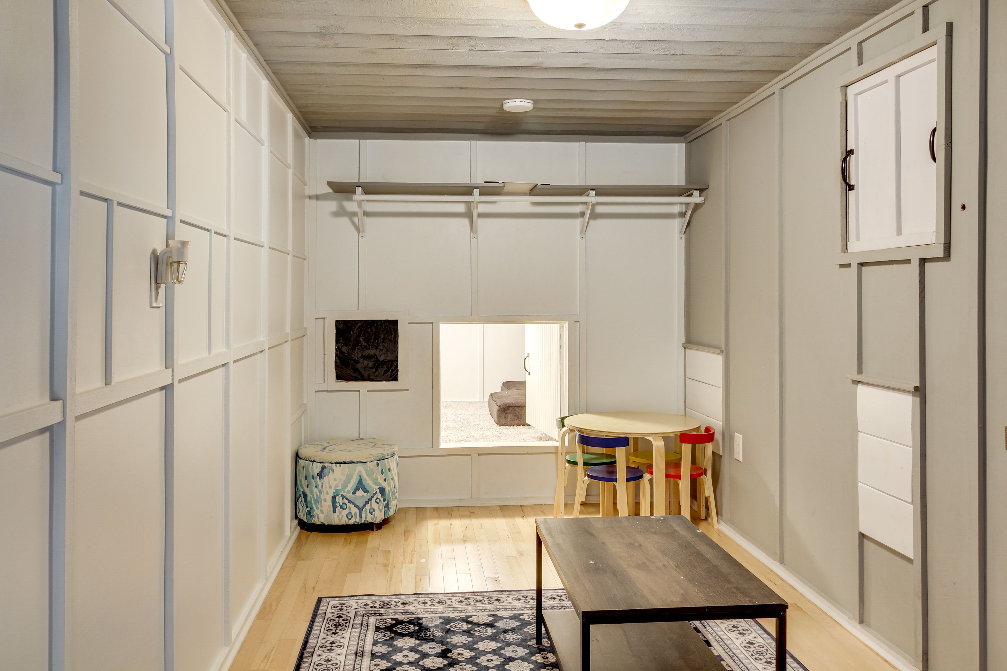 Playroom w/ Secret Hideout | Books/Board Games