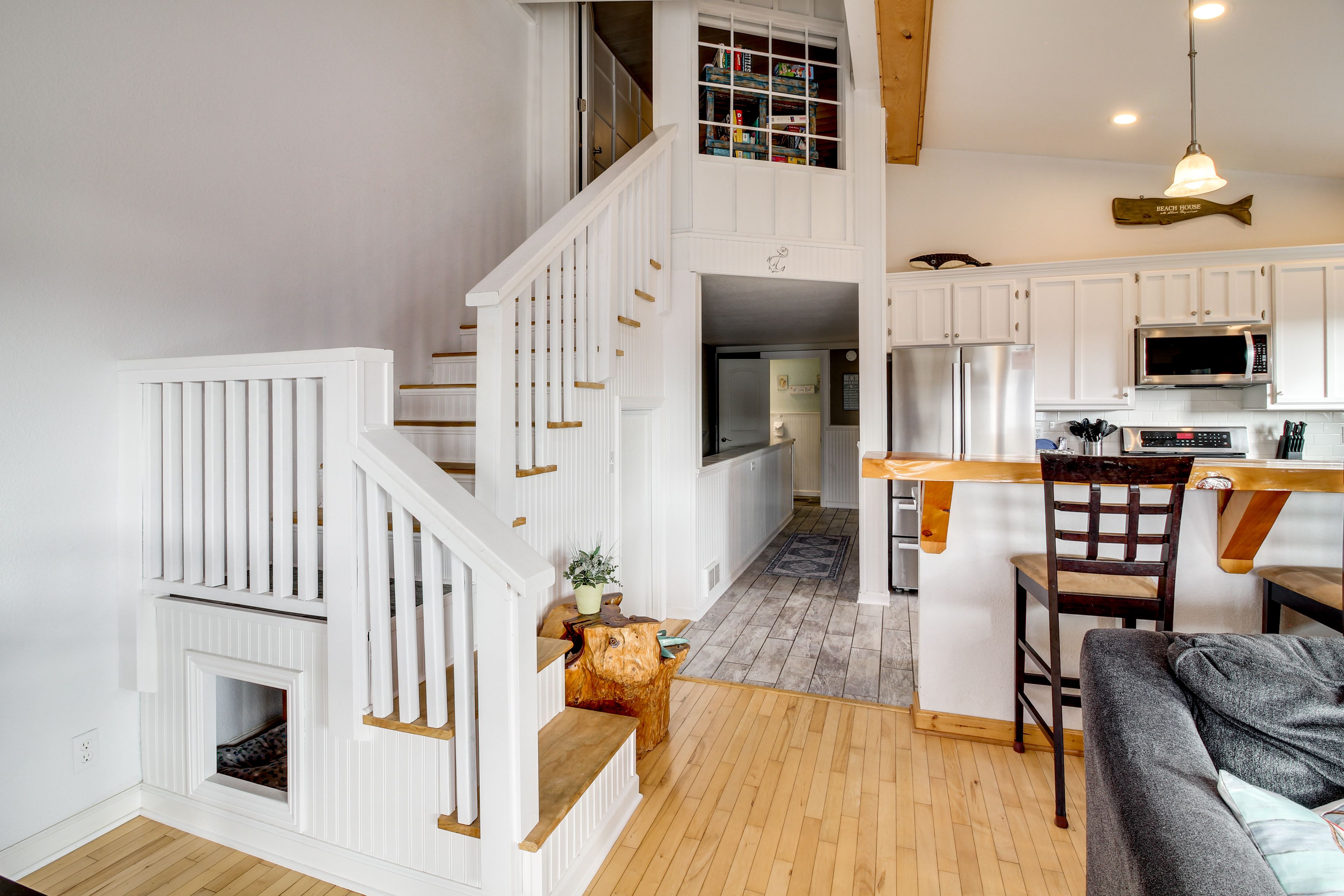 Stairs to Children's Playroom | Upper Level