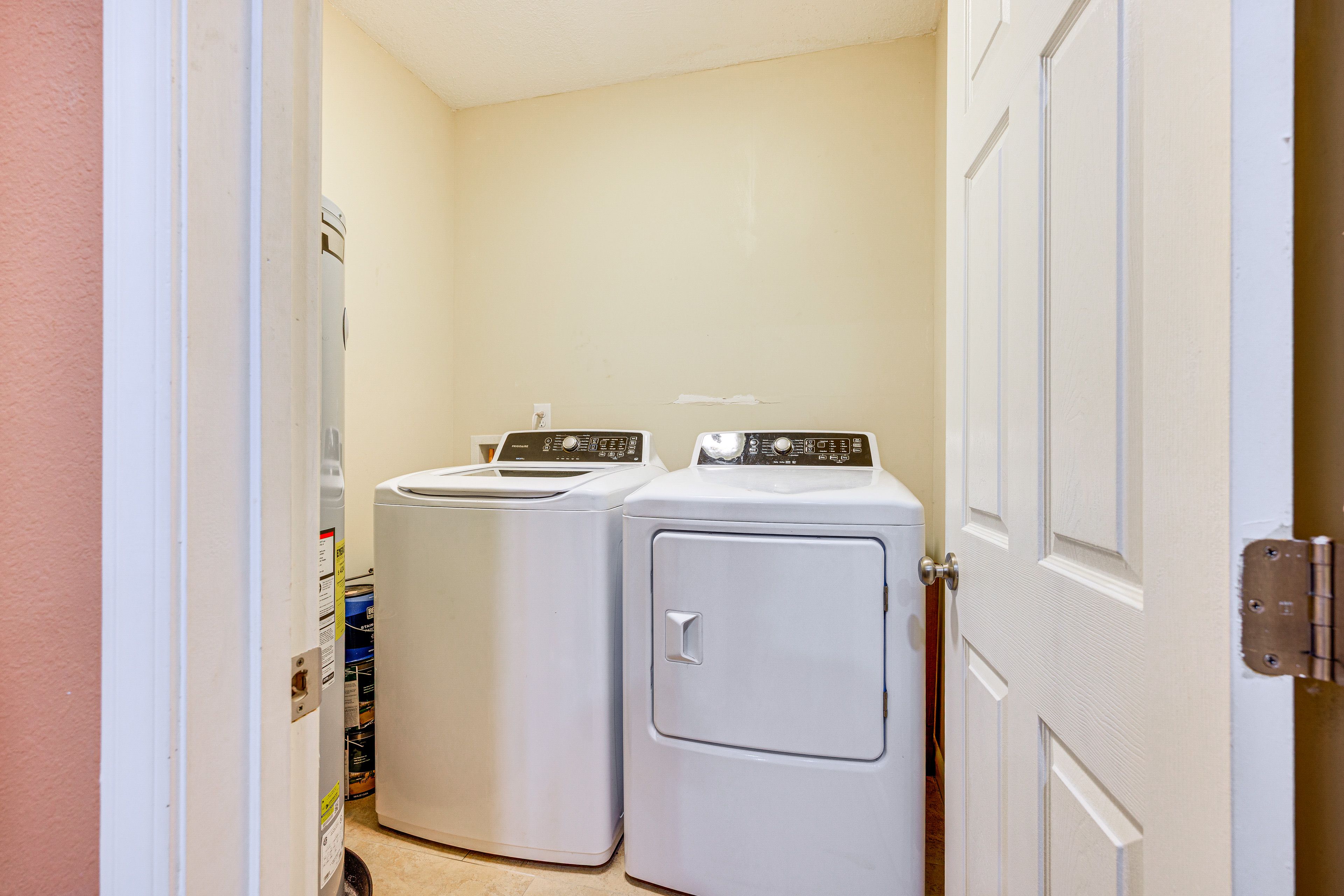In-Unit Laundry | Washer & Dryer