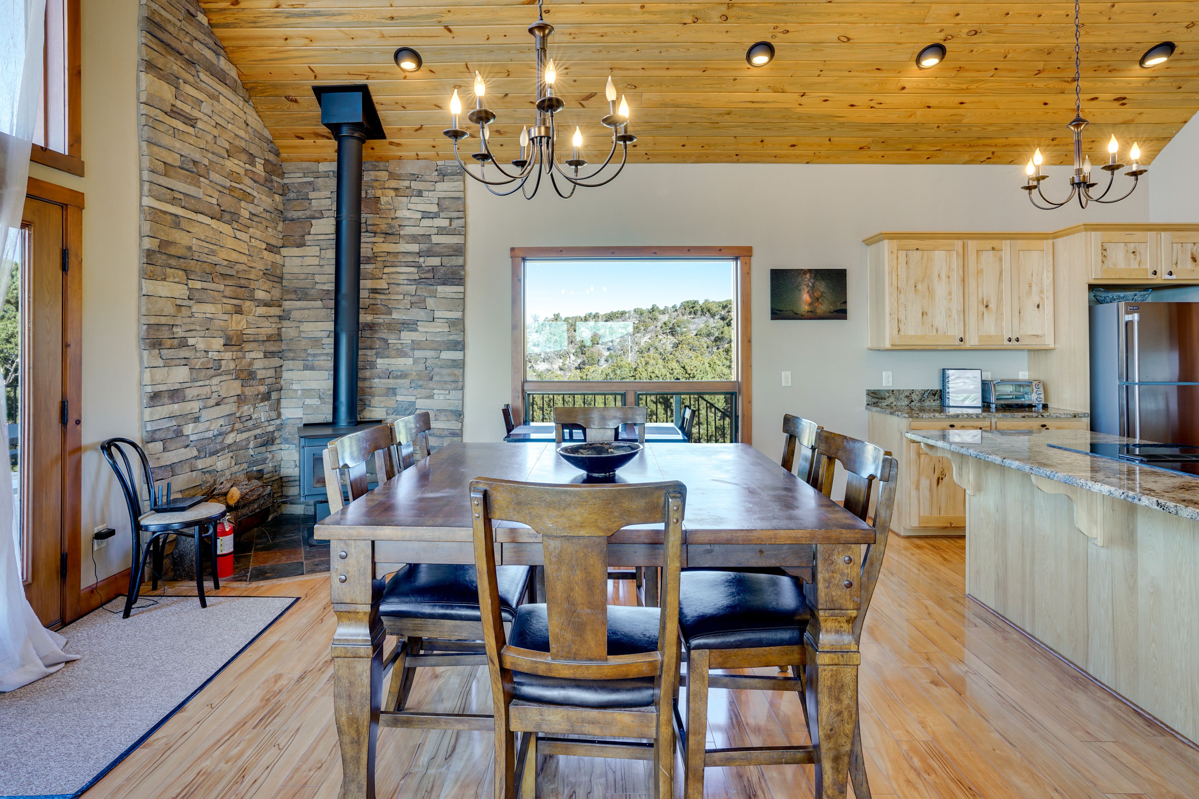 Dining Area | Main Level