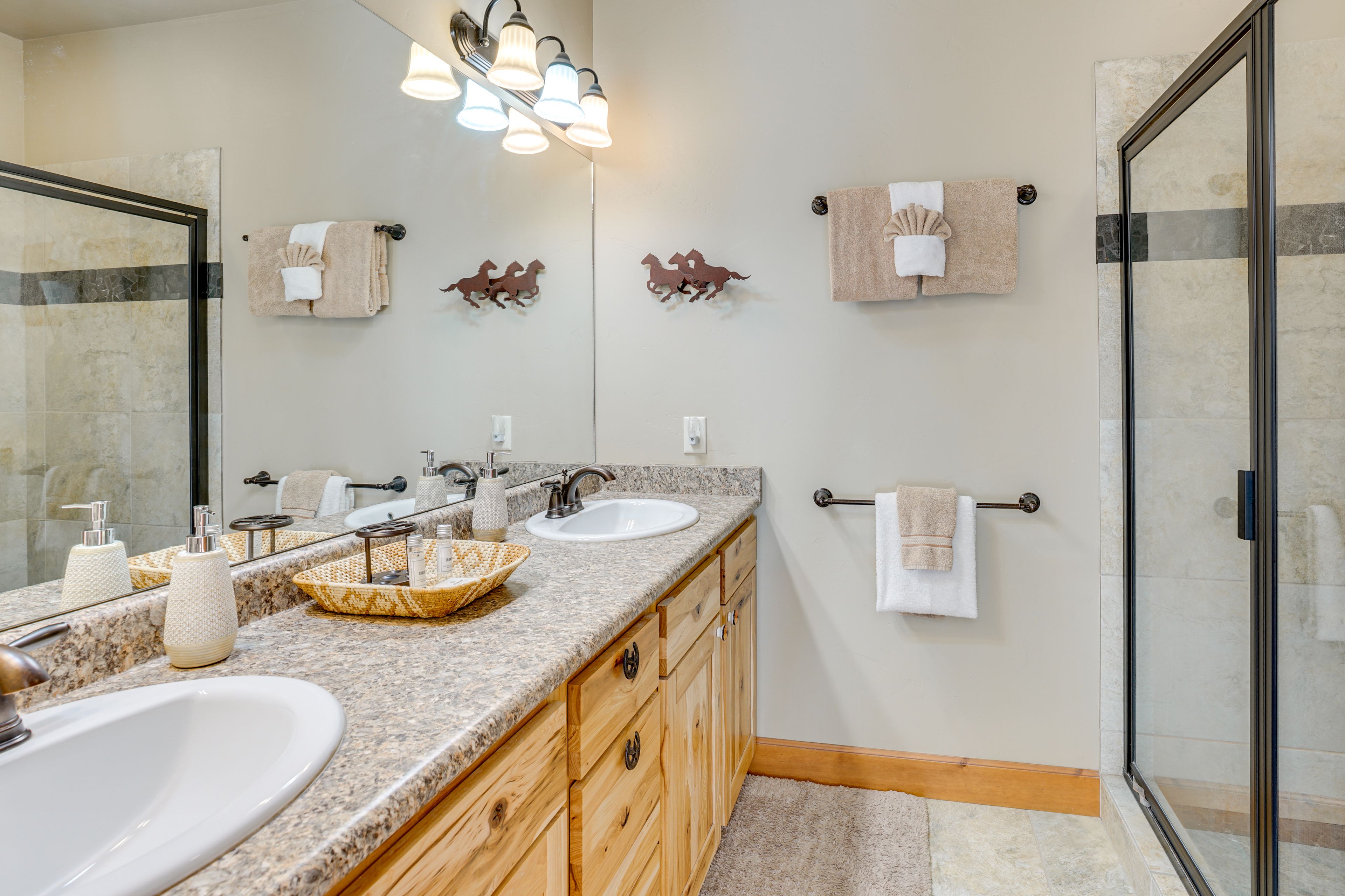 En-Suite Bathroom | Main Level