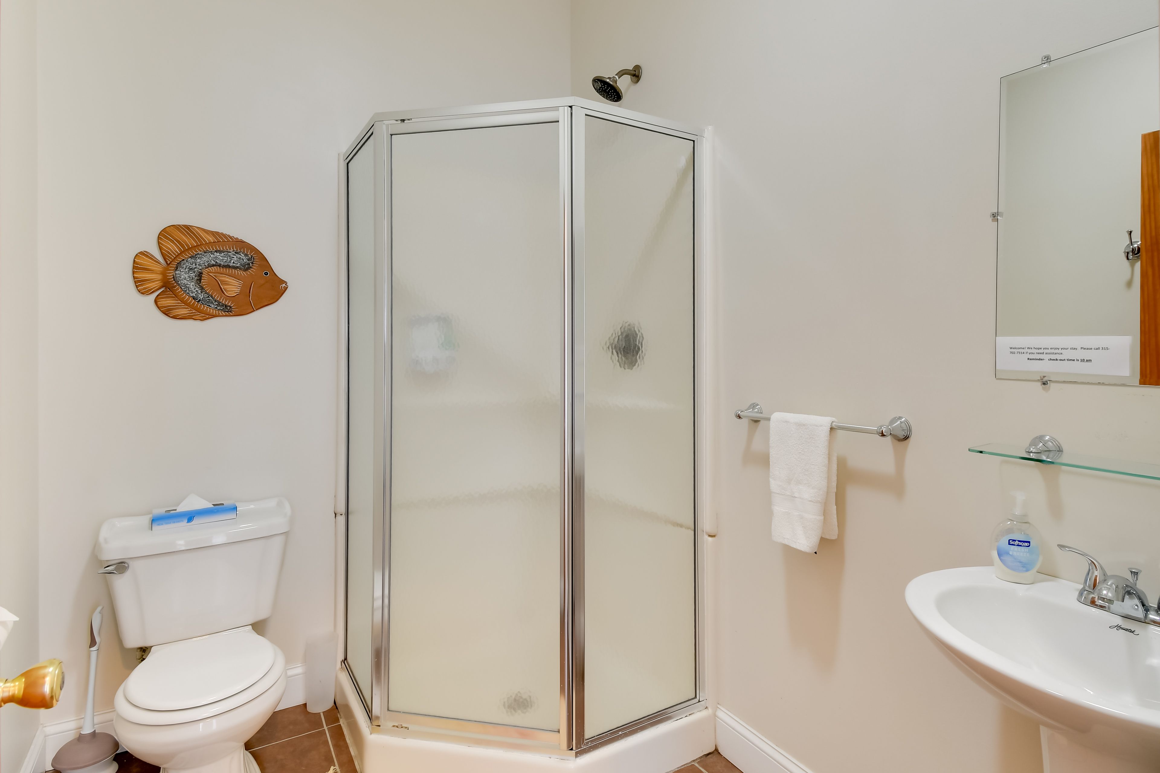 Full Bathroom | 2nd Floor