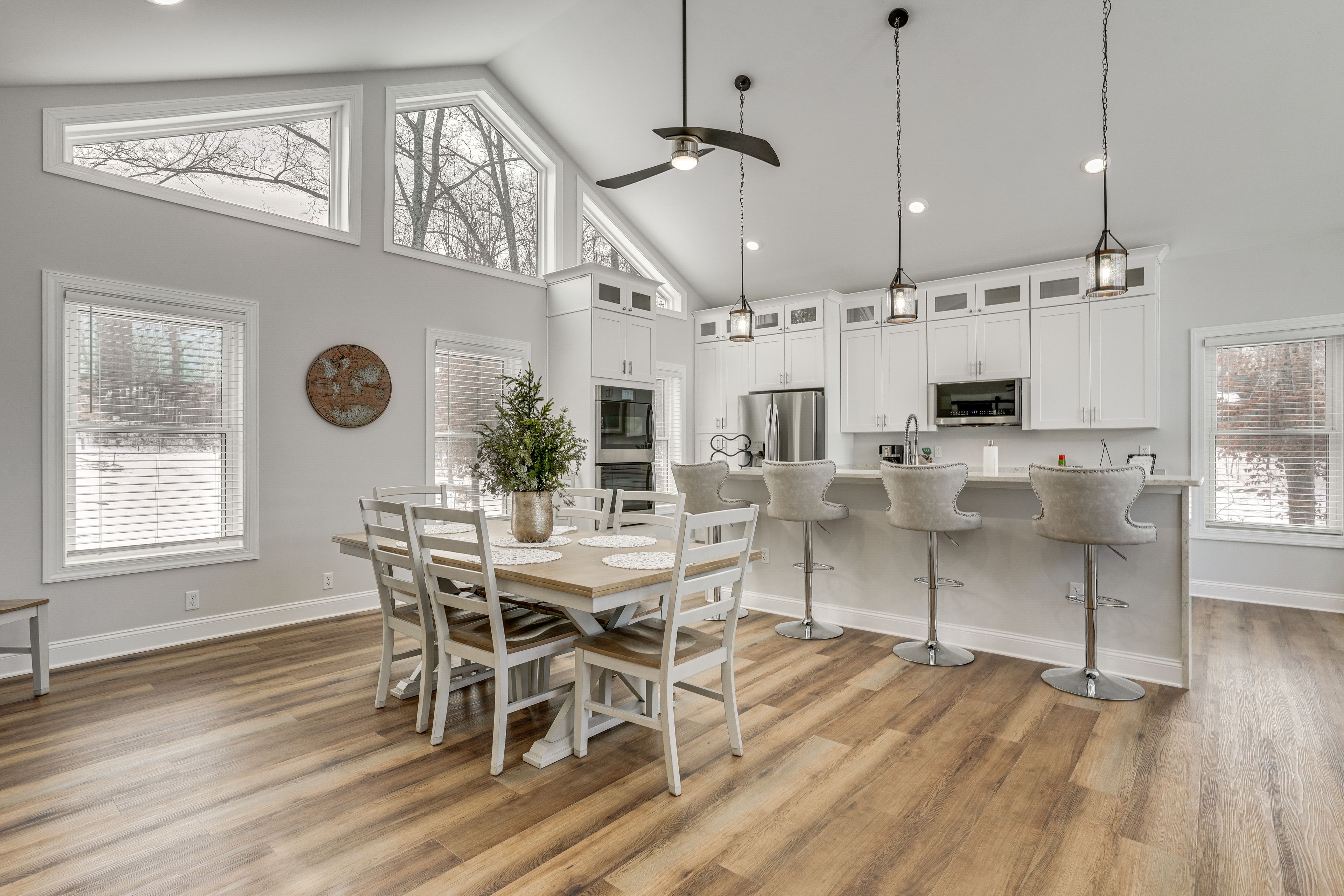 Dining Area | Upper Level