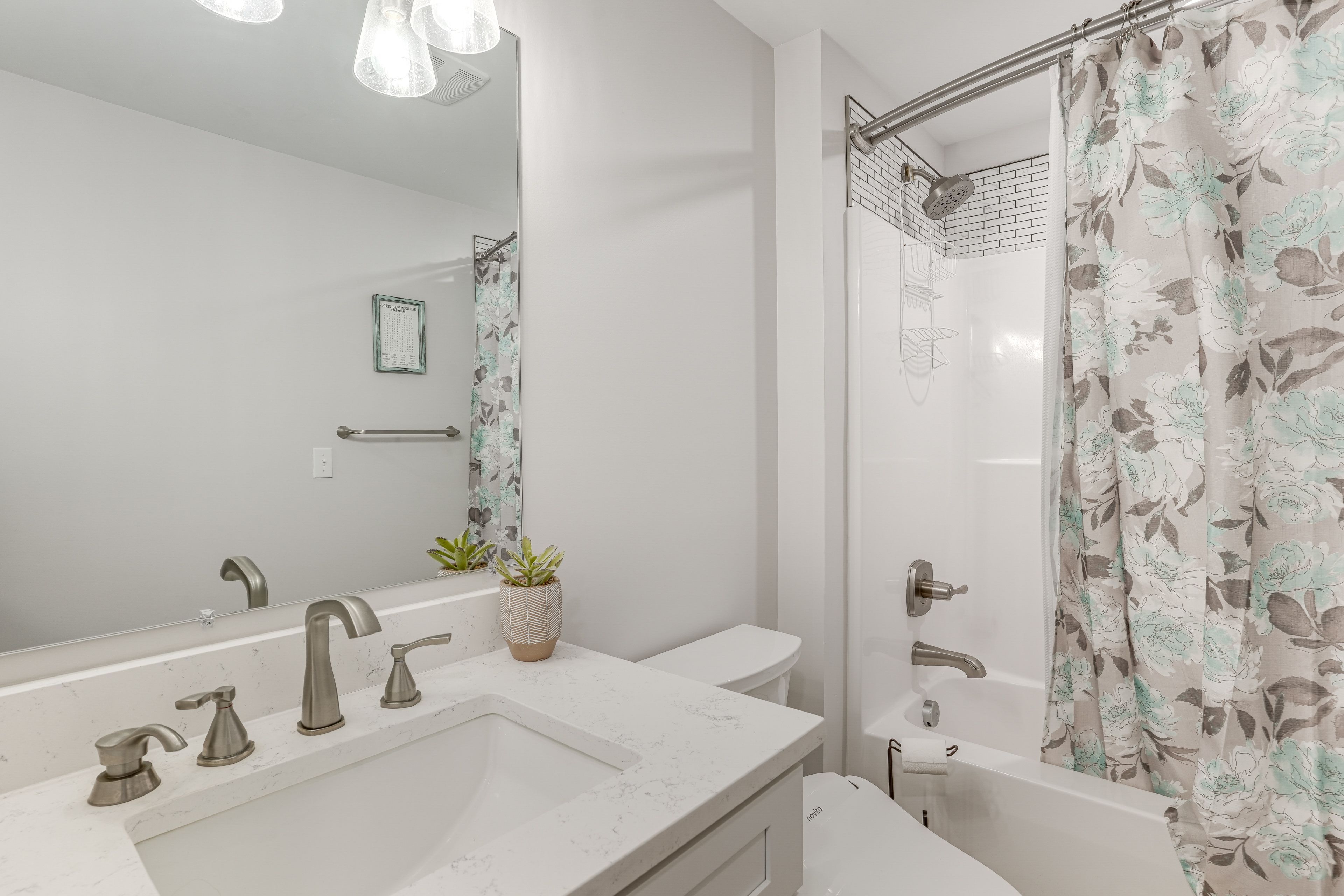 Bathroom | Upper Level