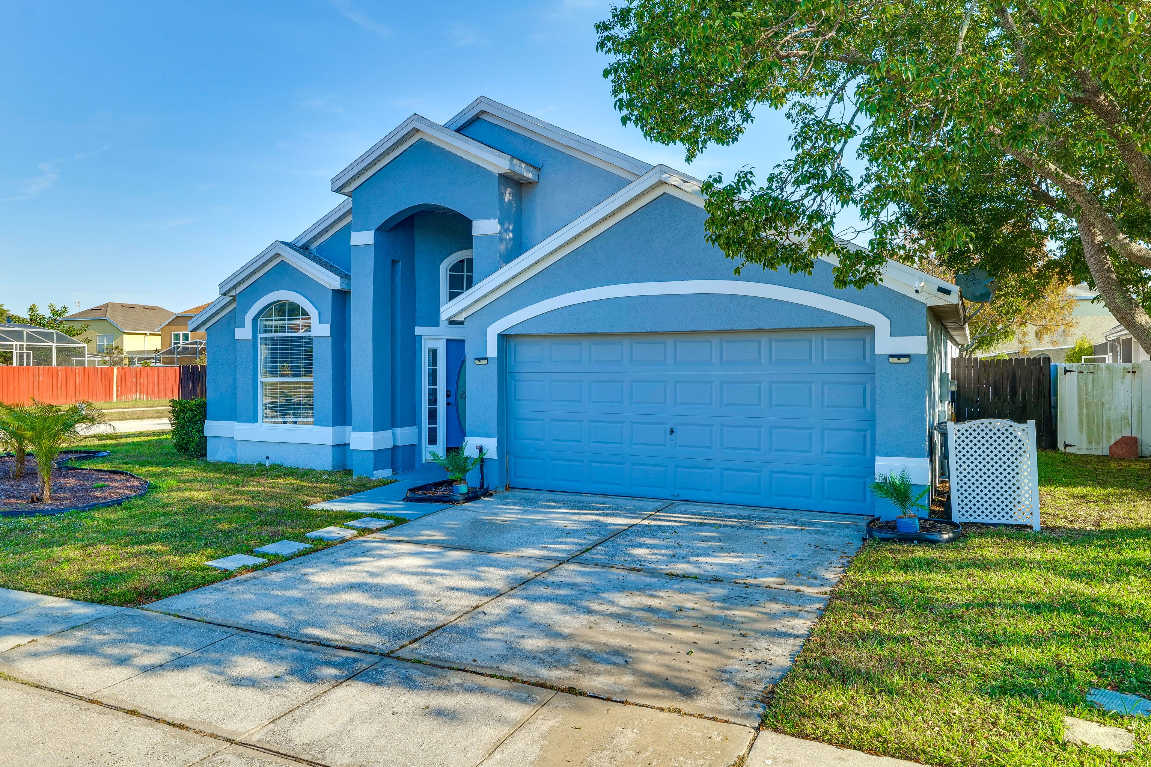Parking | Driveway (2 Vehicles)