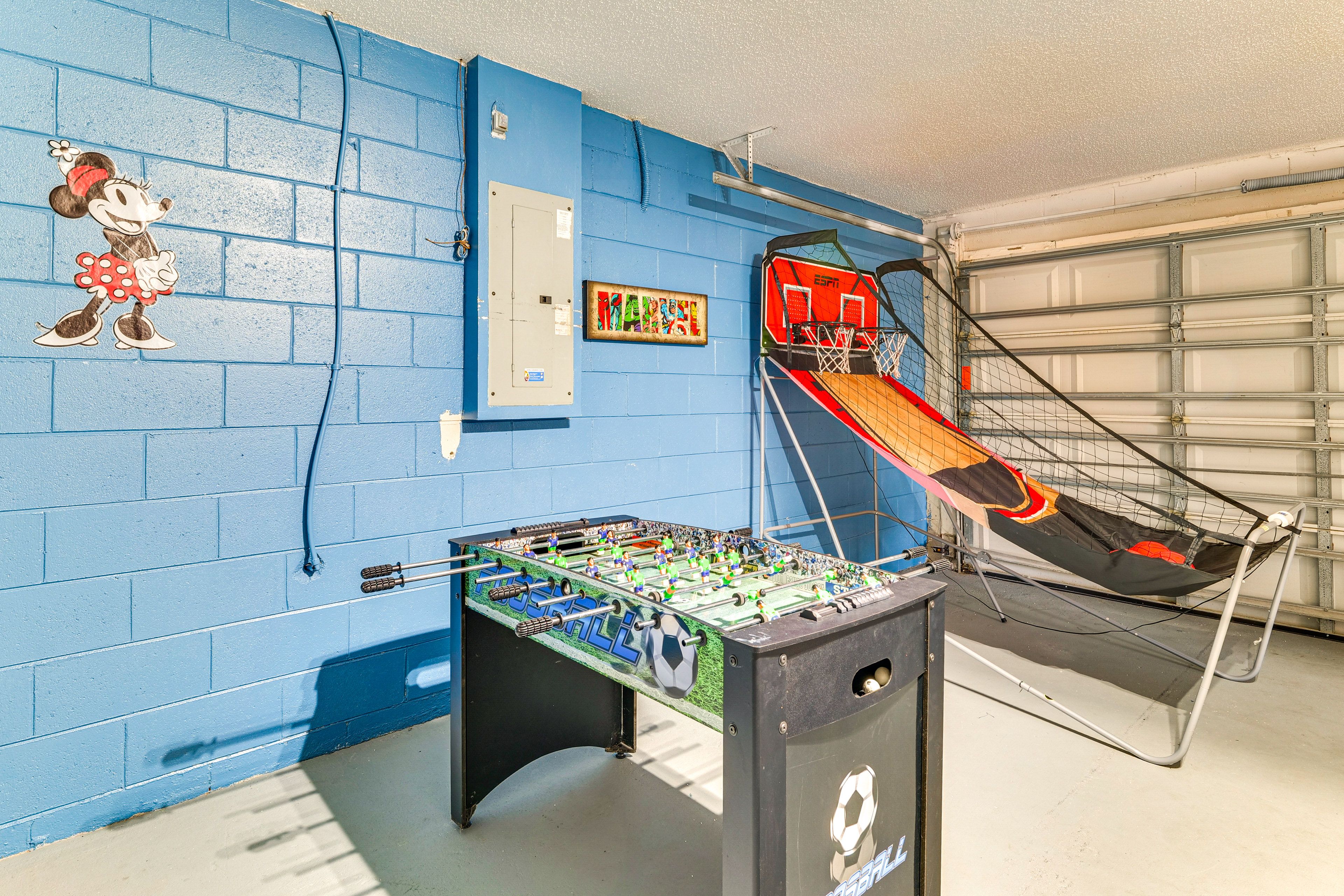Garage Game Room | Self Check-In