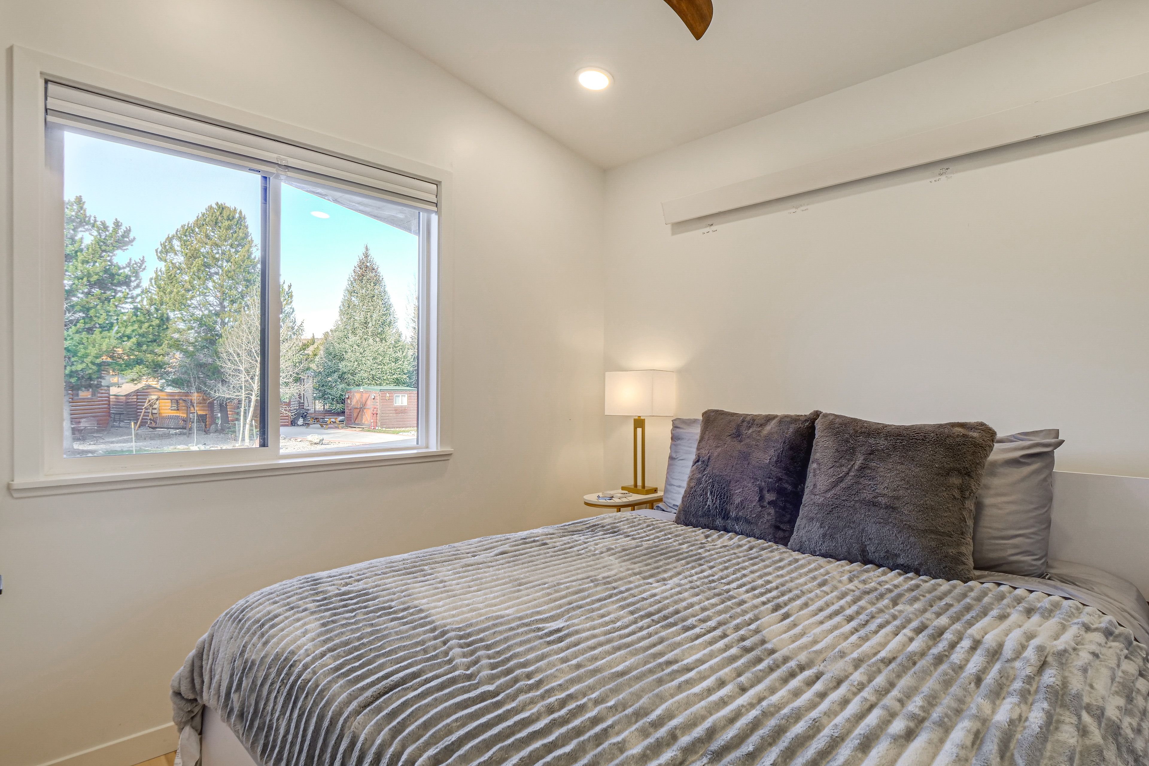 Bedroom 2 | Queen Bed | Linens Provided