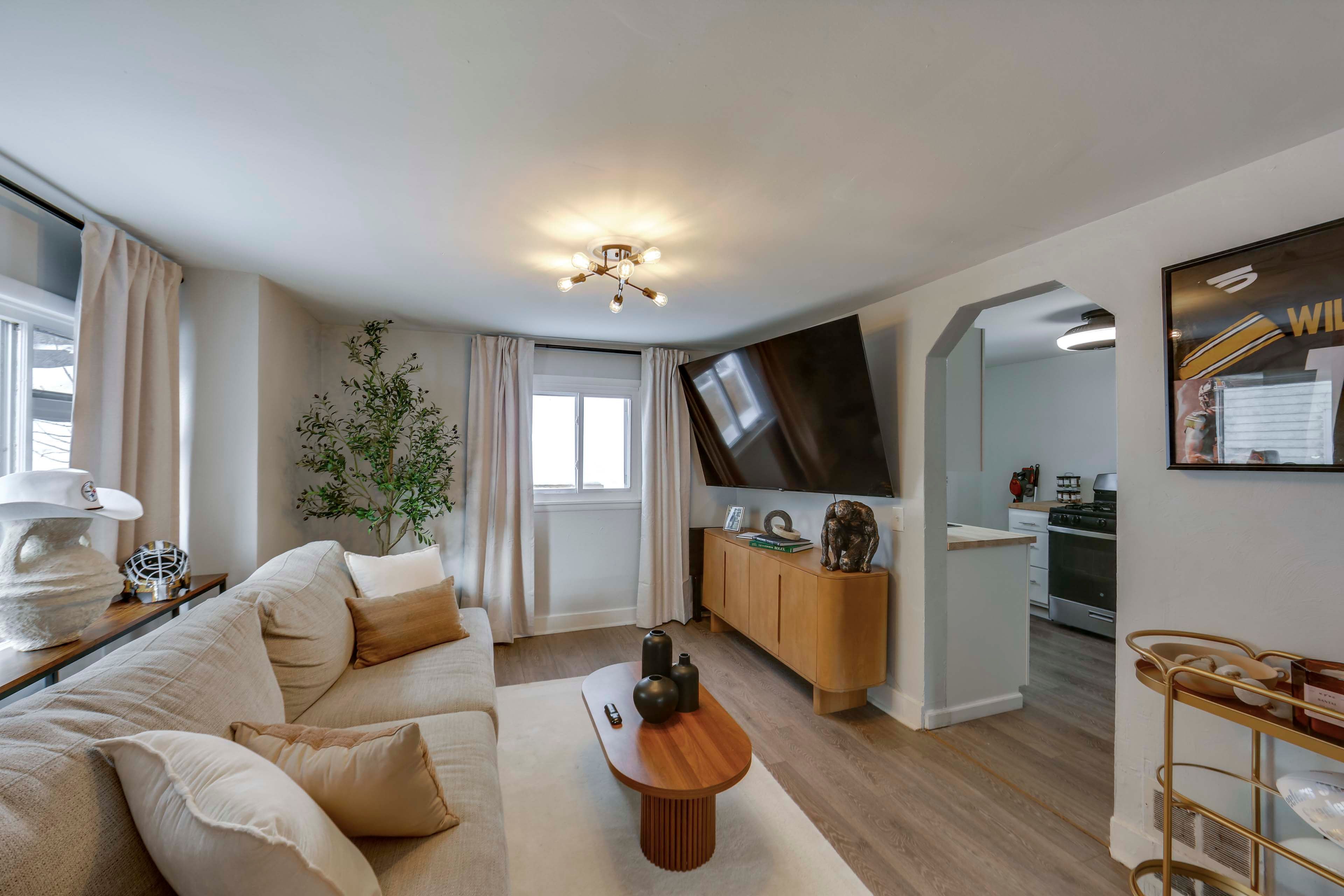 Family Room | 2-Story Home