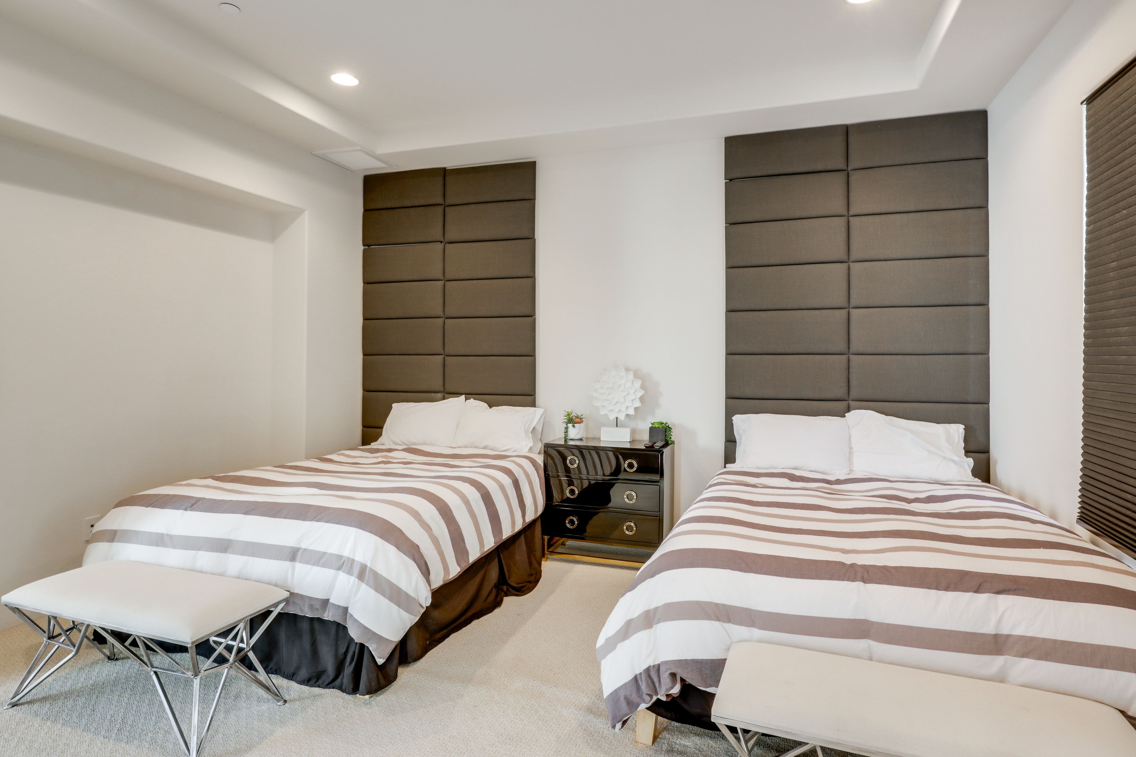 Bedroom 3 | 2 Queen Beds