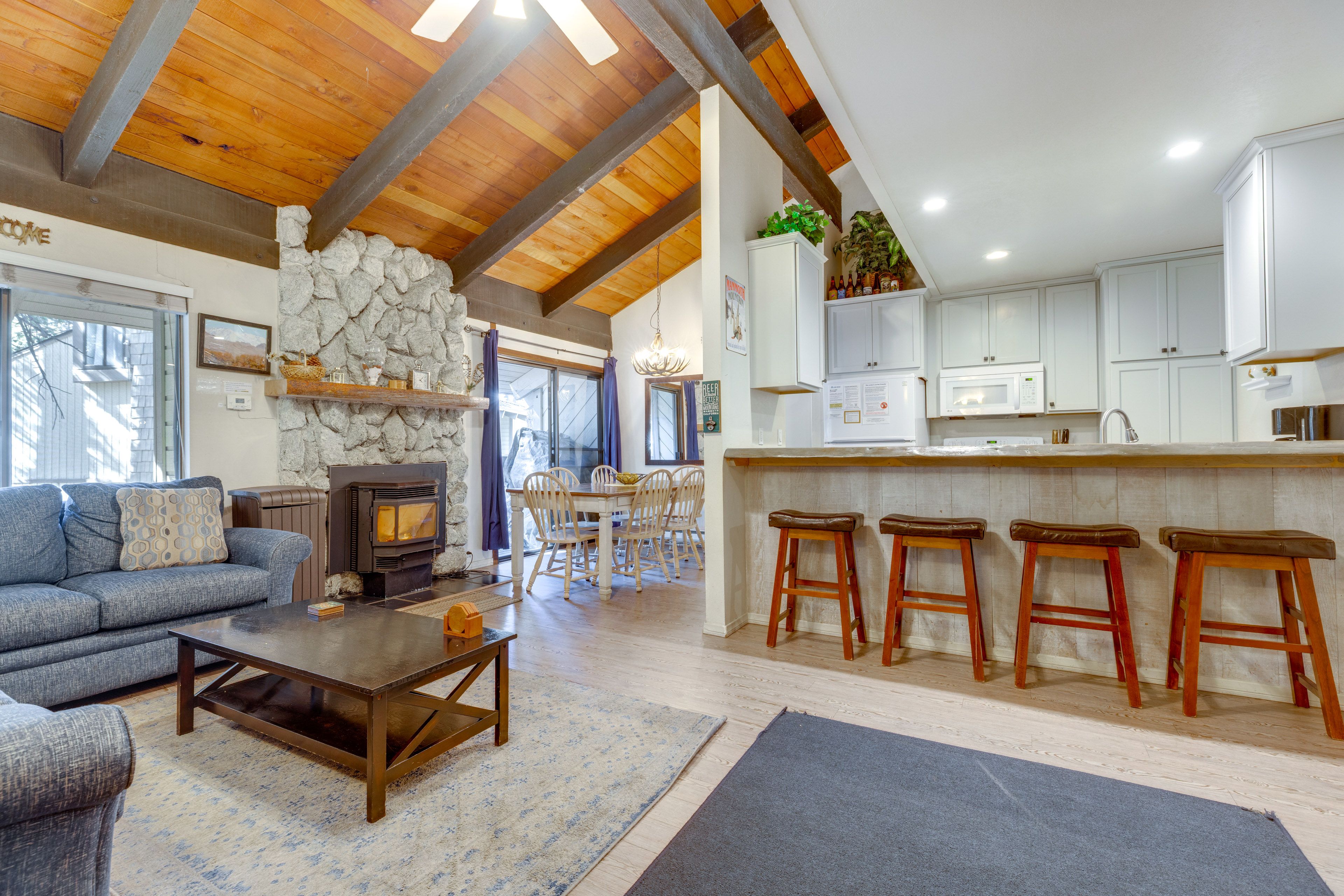 Mammoth Lakes Vacation Rental | 2BR | 2BA | 700 Sq Ft | Stairs to Enter