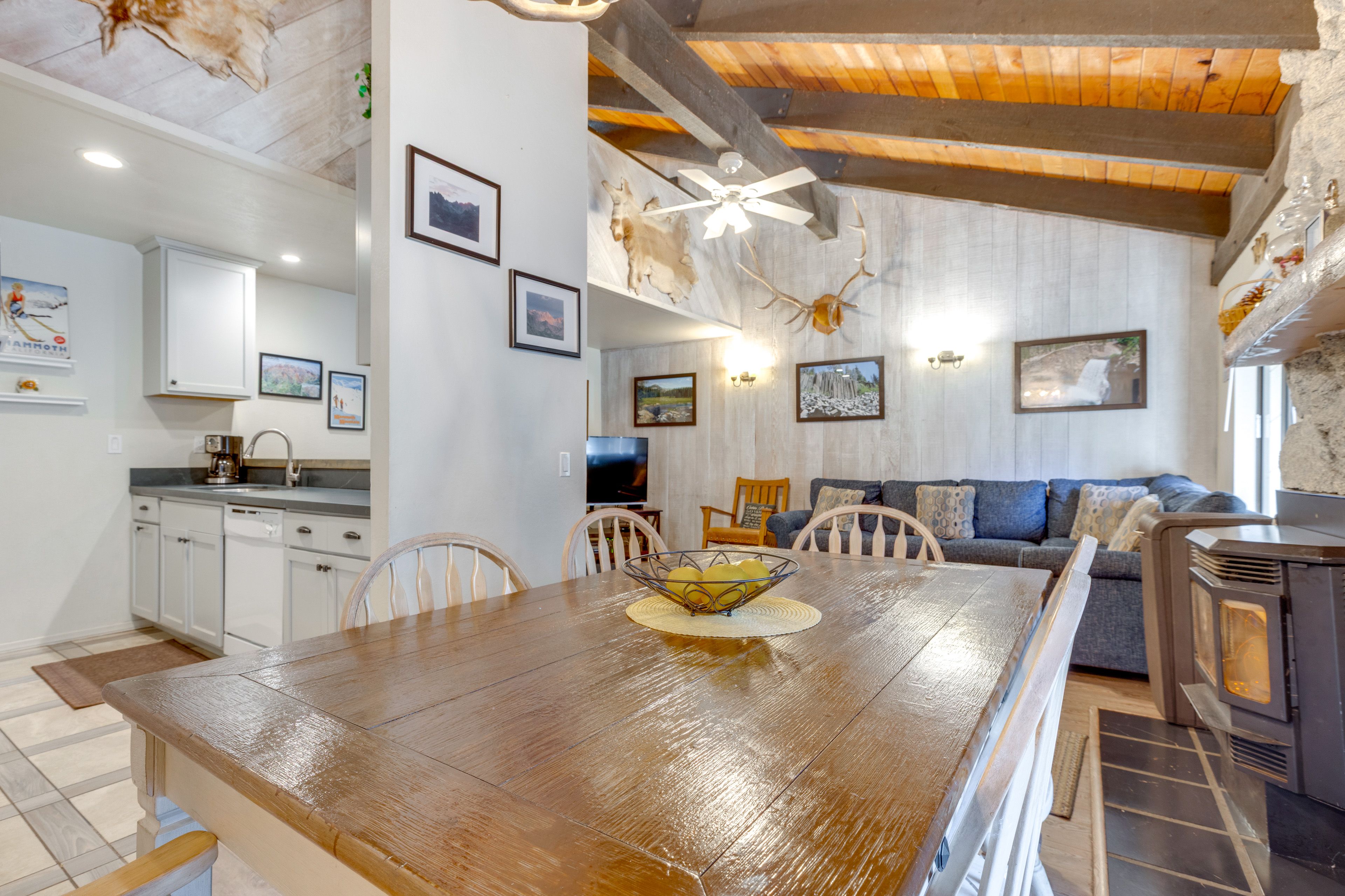 Dining Area | 1st Floor