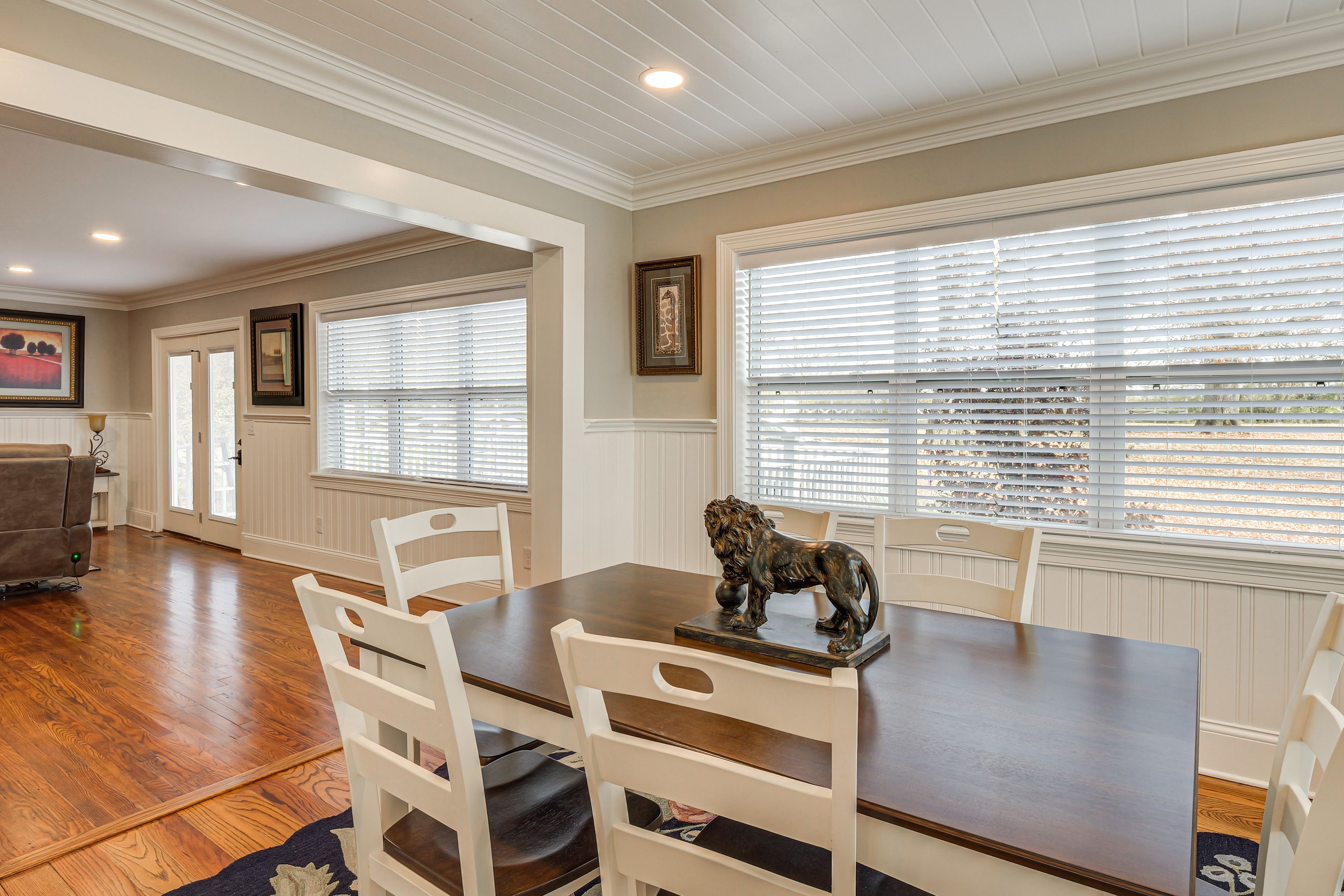 Dining Room | Dishware/Flatware Provided | 1st Floor