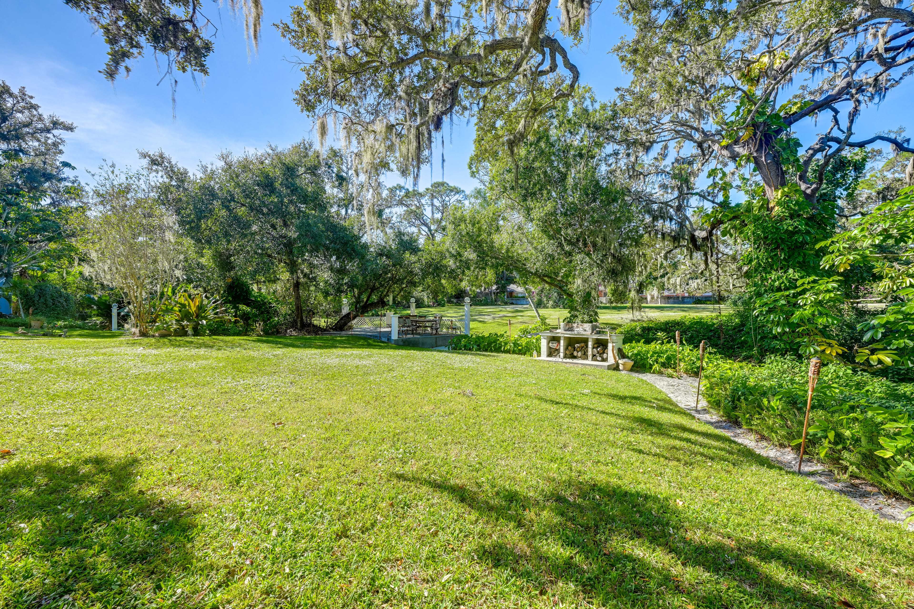 Backyard | Creek On-Site