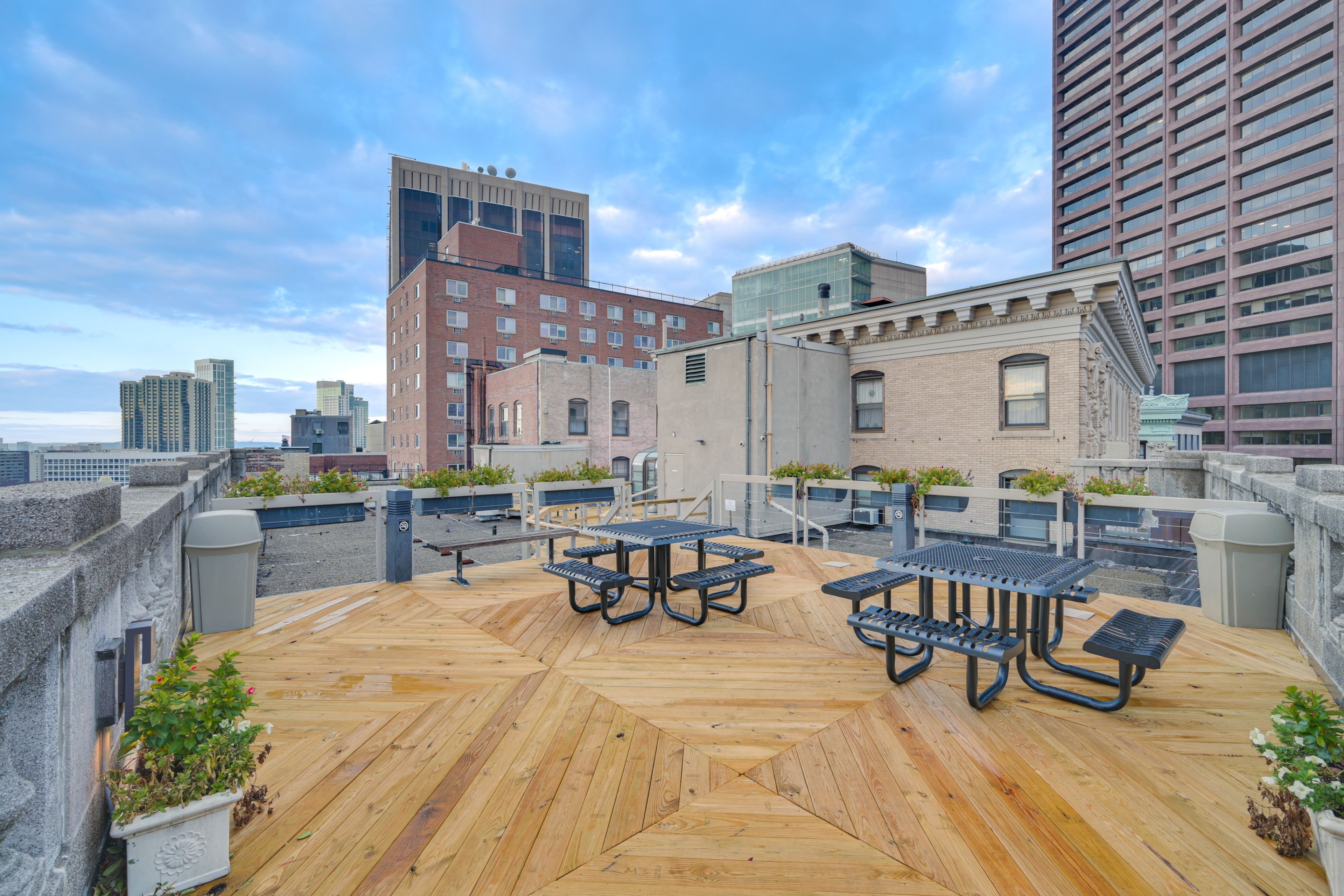 Rooftop Deck | Dining Tables