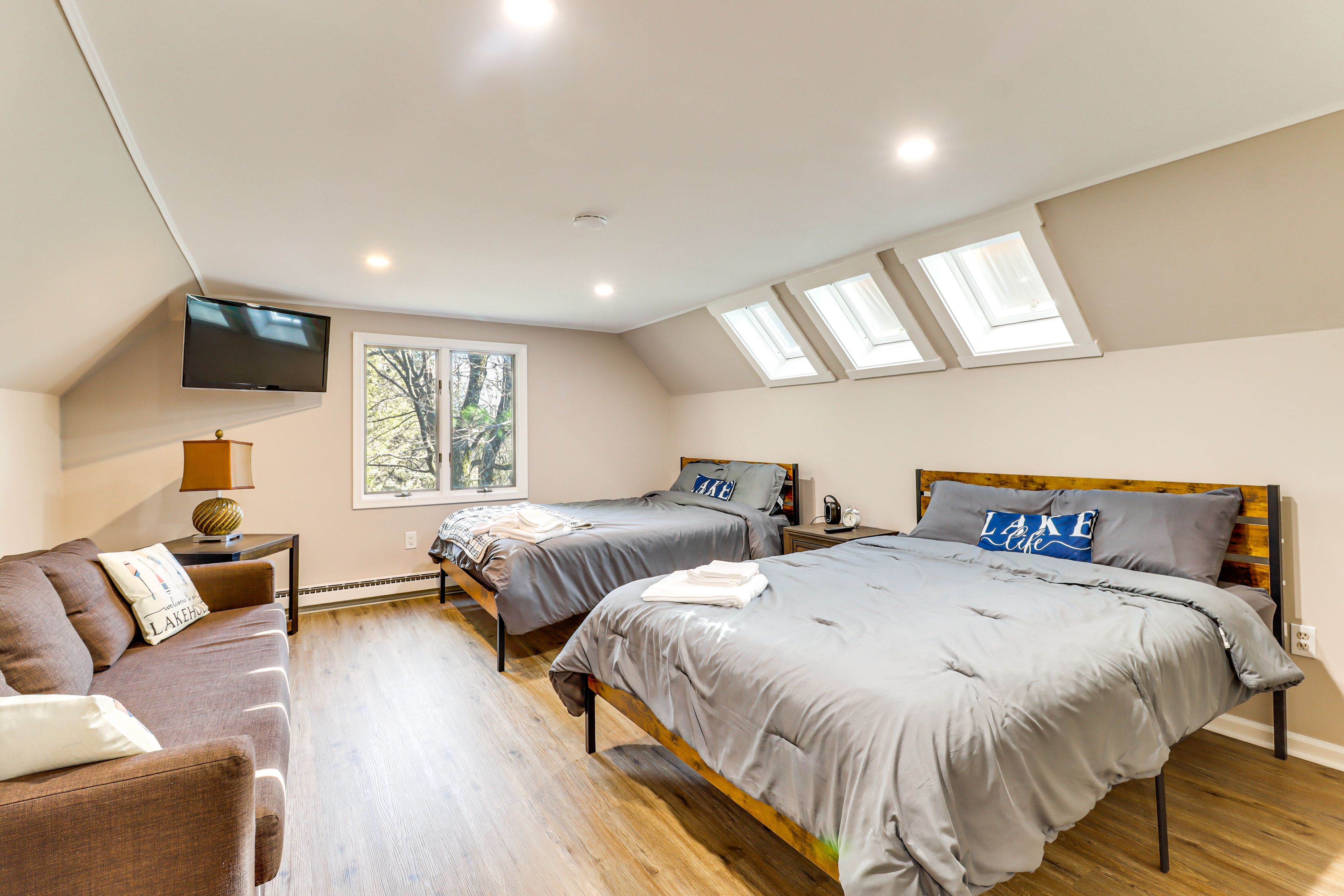 Bedroom 4 | 2 Queen Beds | Full Sleeper Sofa | 2nd Floor