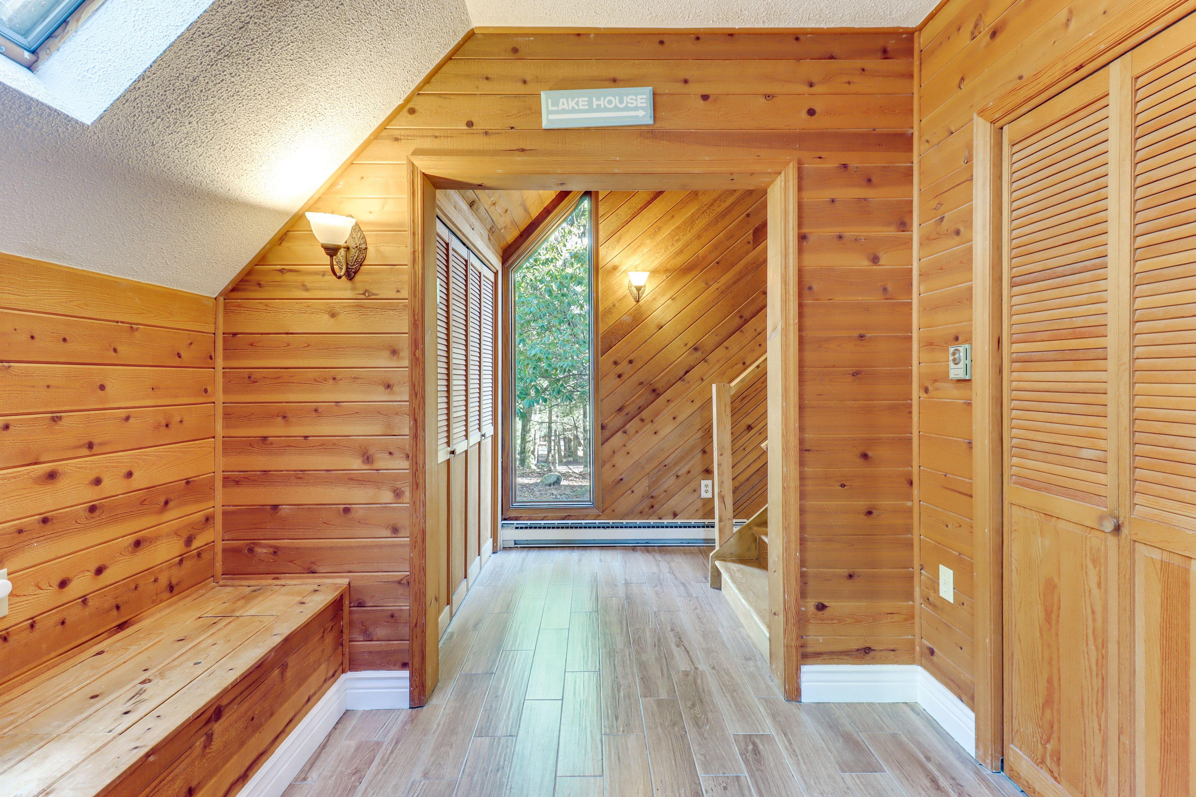 Front Entryway | 1st Floor