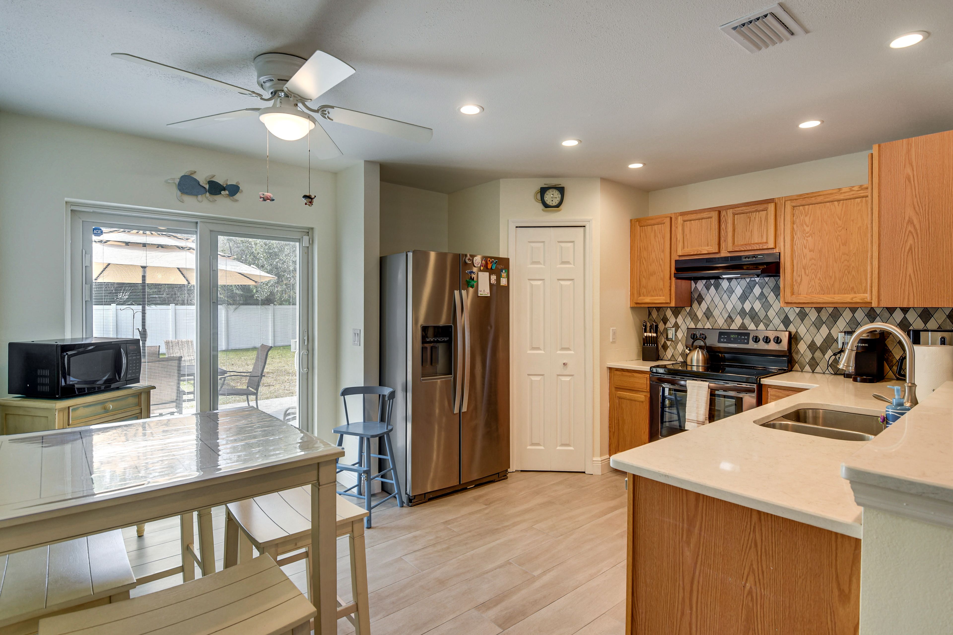 Kitchen | Keurig Coffee Maker