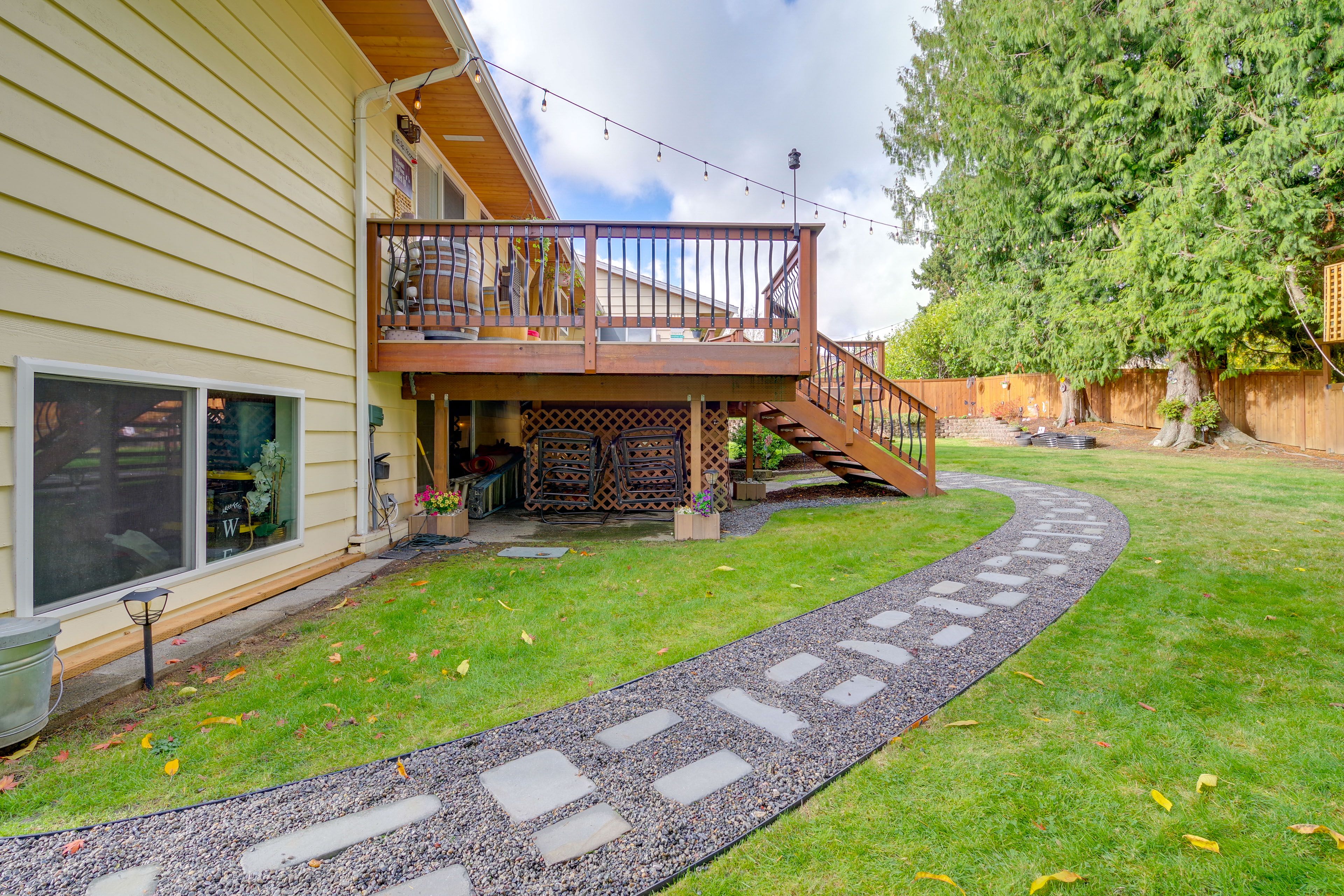 Property Exterior | Path to Unit