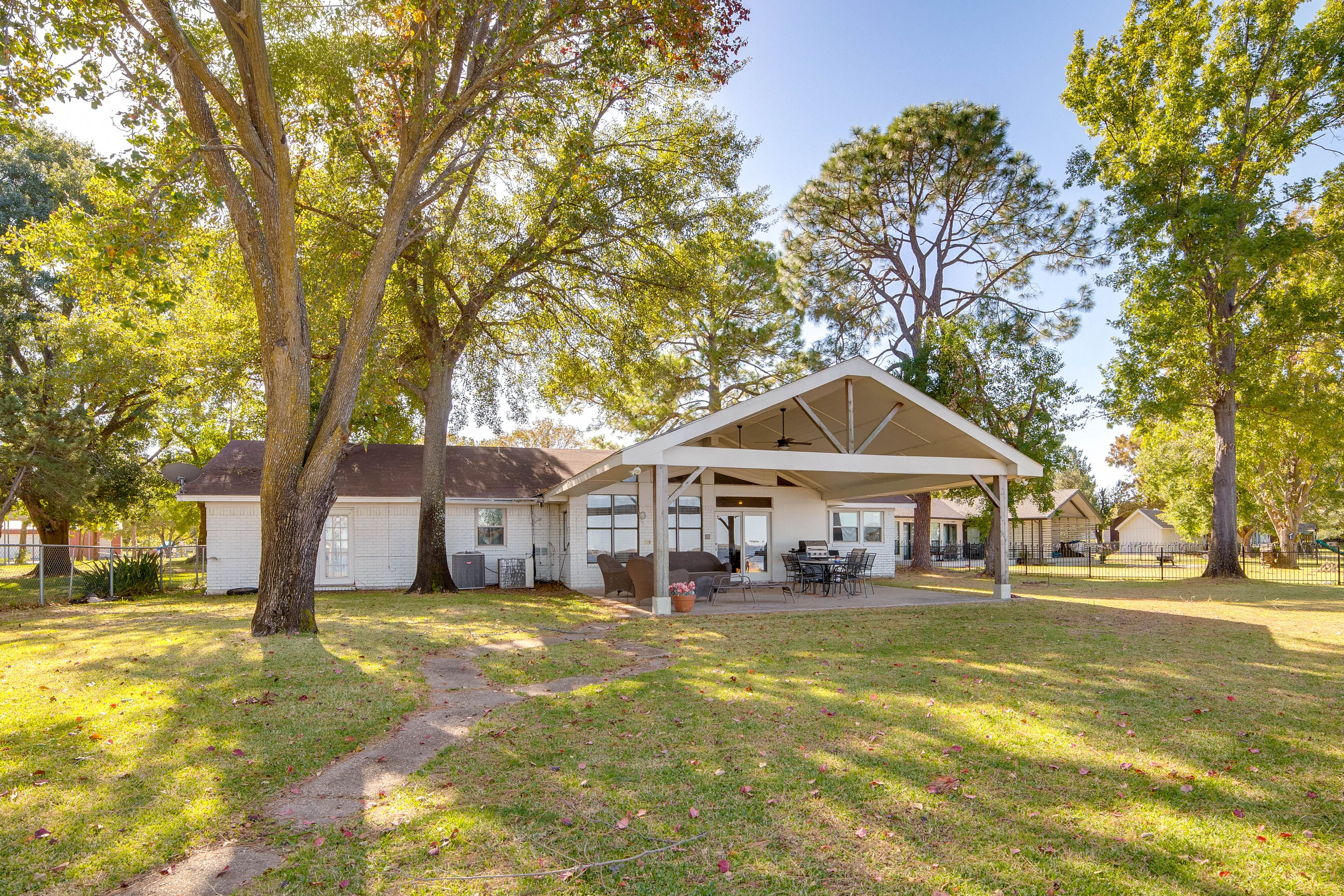 Private Backyard (Partially Fenced) | Wood-Burning Fire Pit