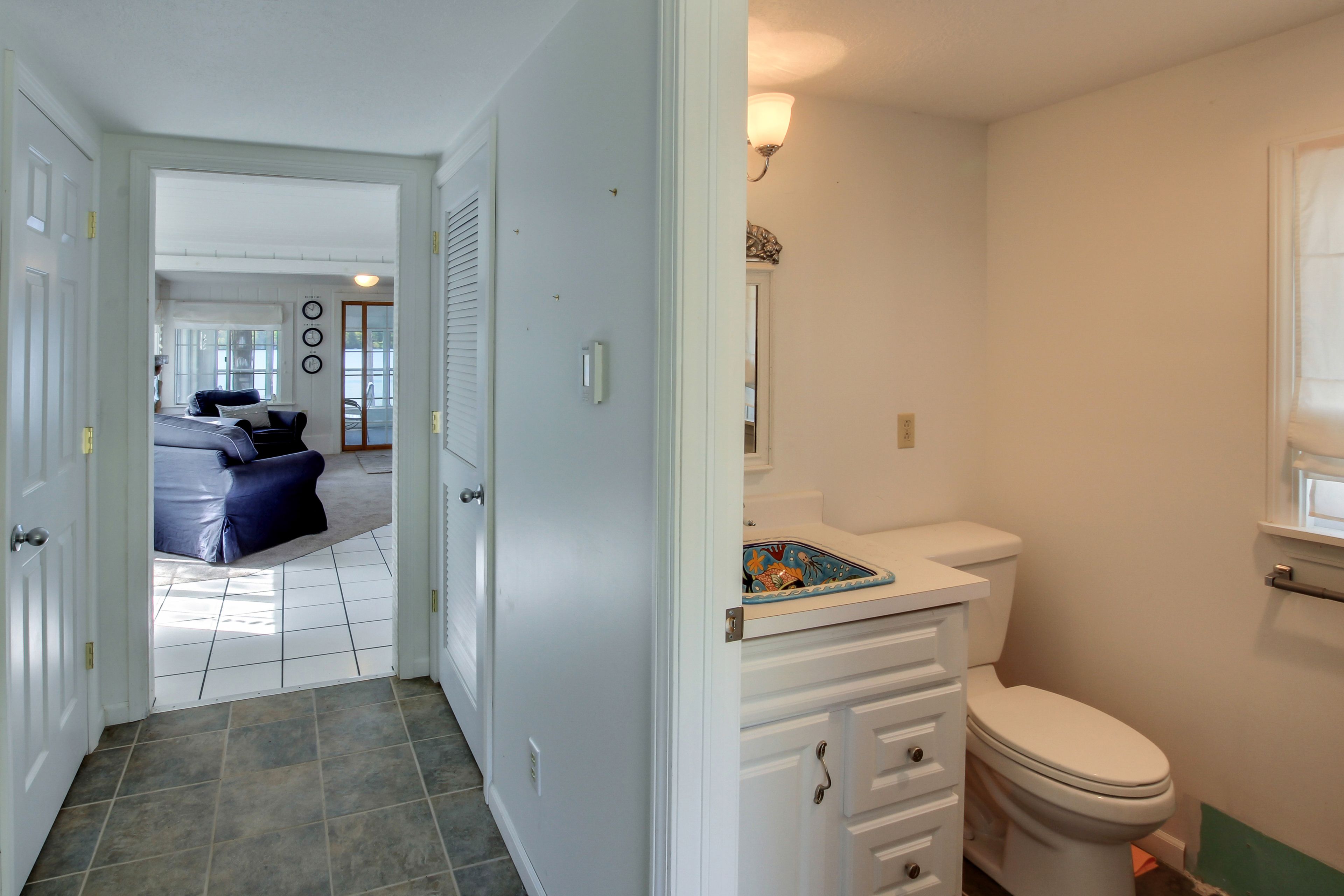 Beach House | Full Bathroom