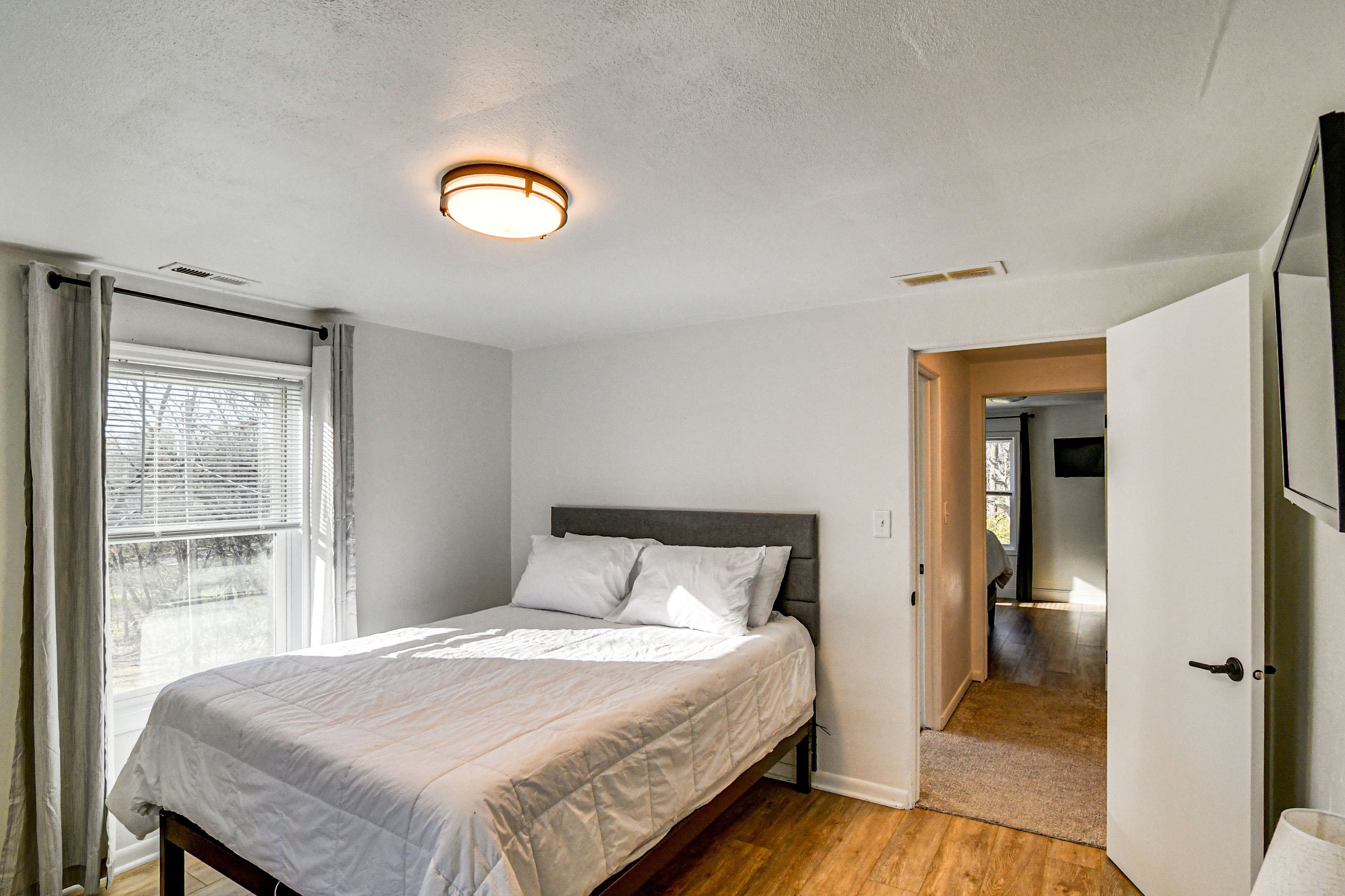 Bedroom 3 | Full Bed | 2nd Floor