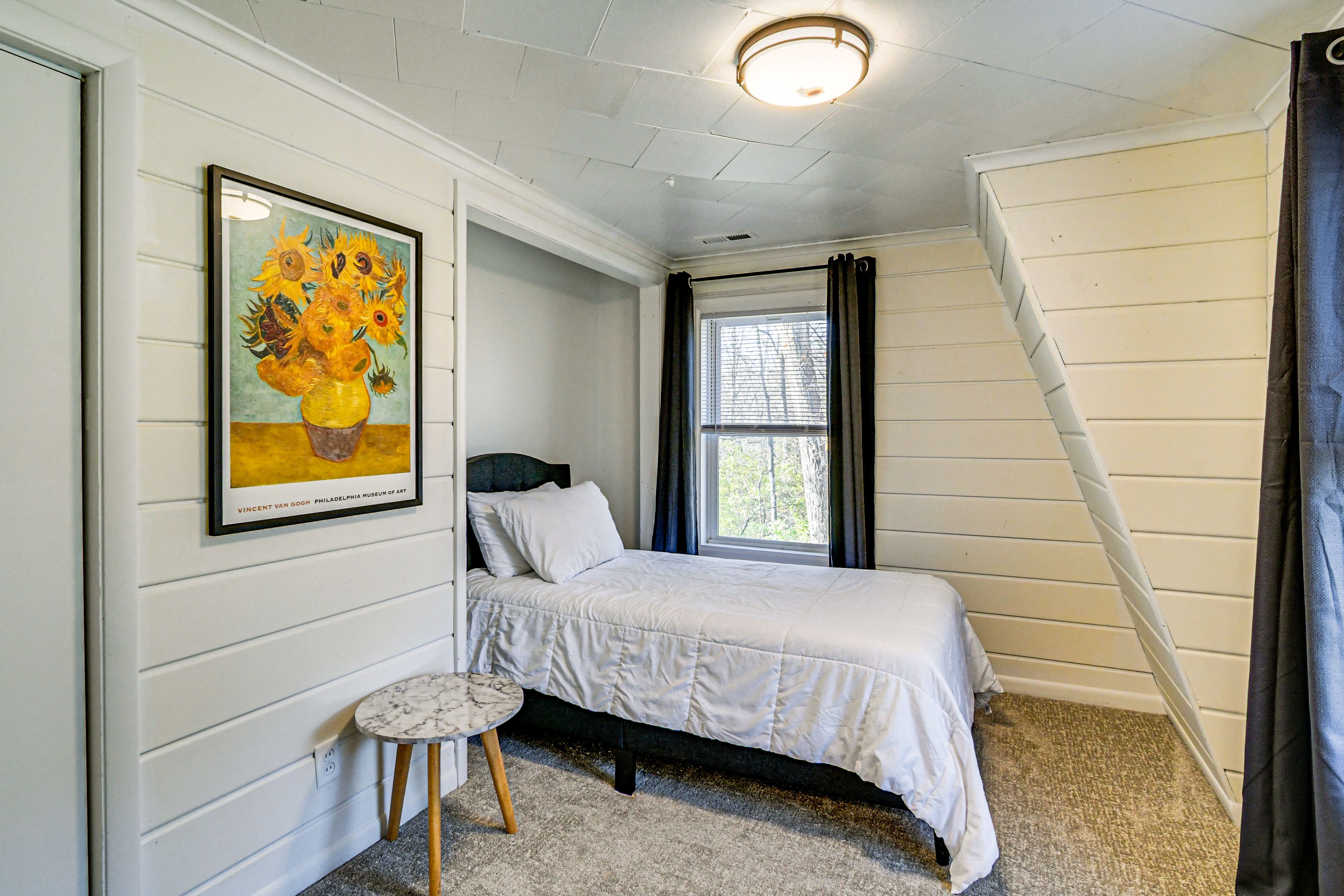 Bedroom 4 | Twin Bed | 2nd Floor