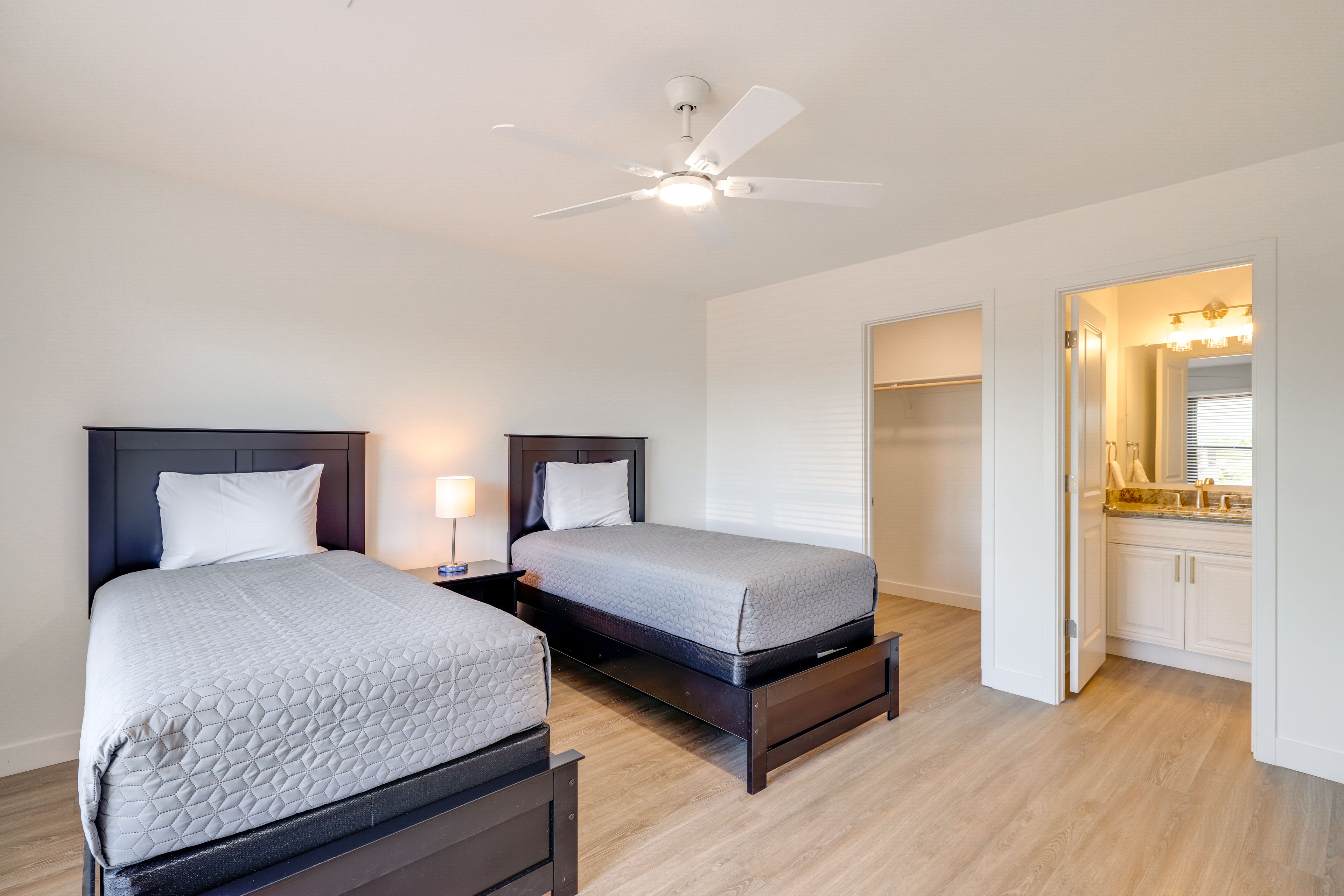 Bedroom 4 | 2 Twin Beds | 2nd Floor