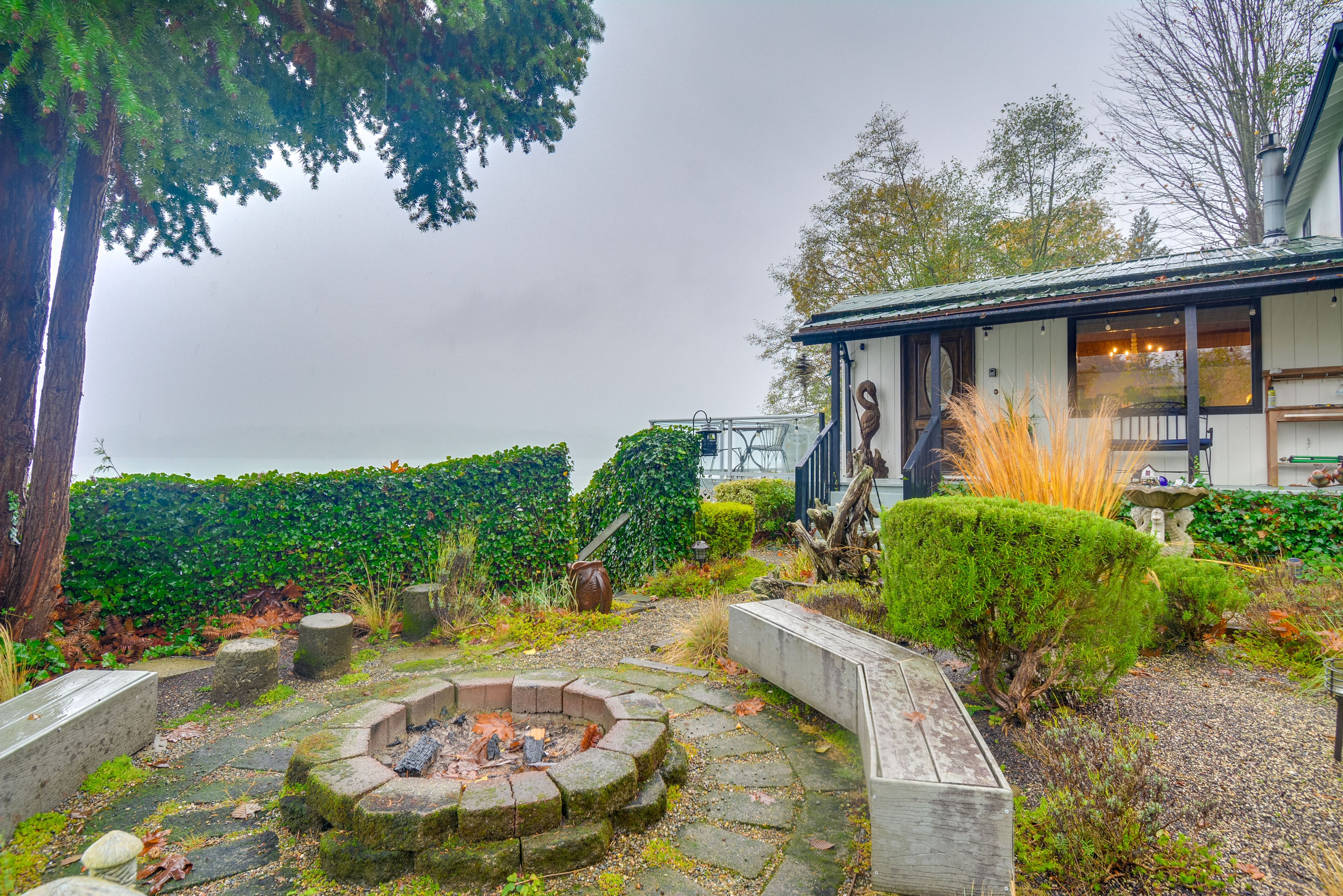Front Yard | Wood-Burning Fire Pit