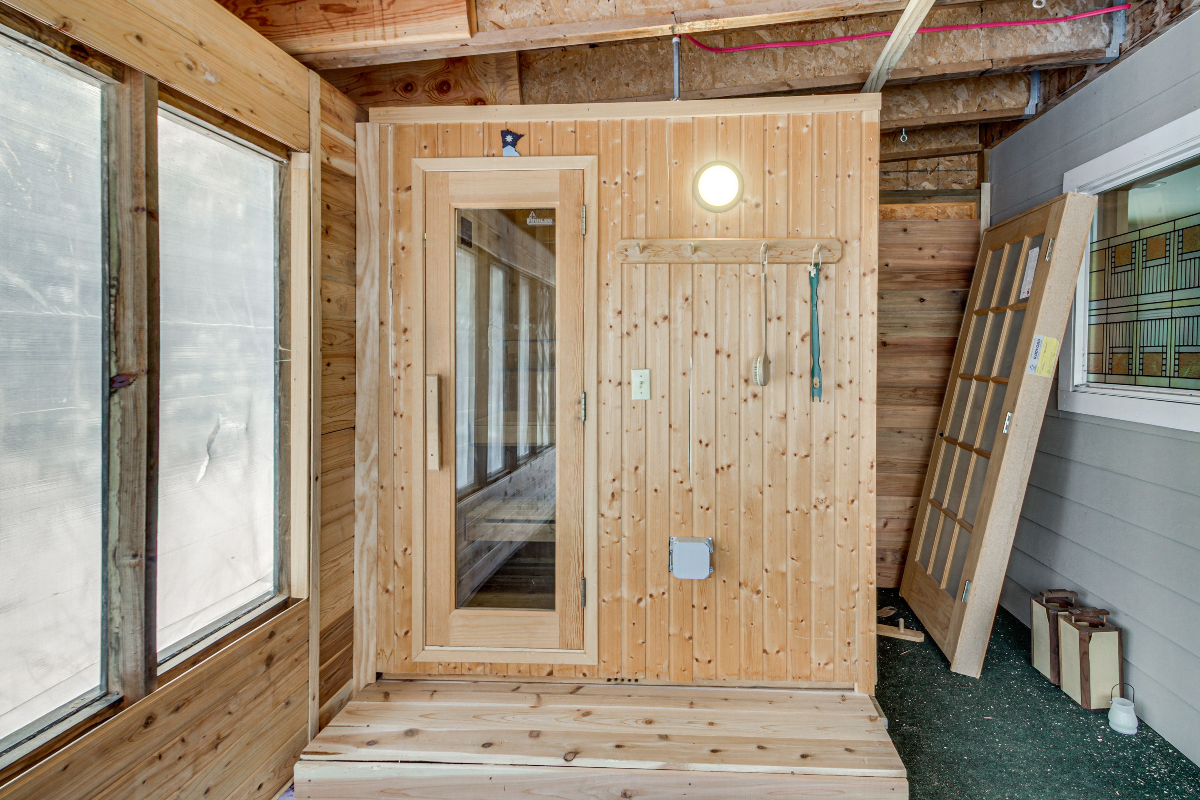 Screened-In Porch | Sauna
